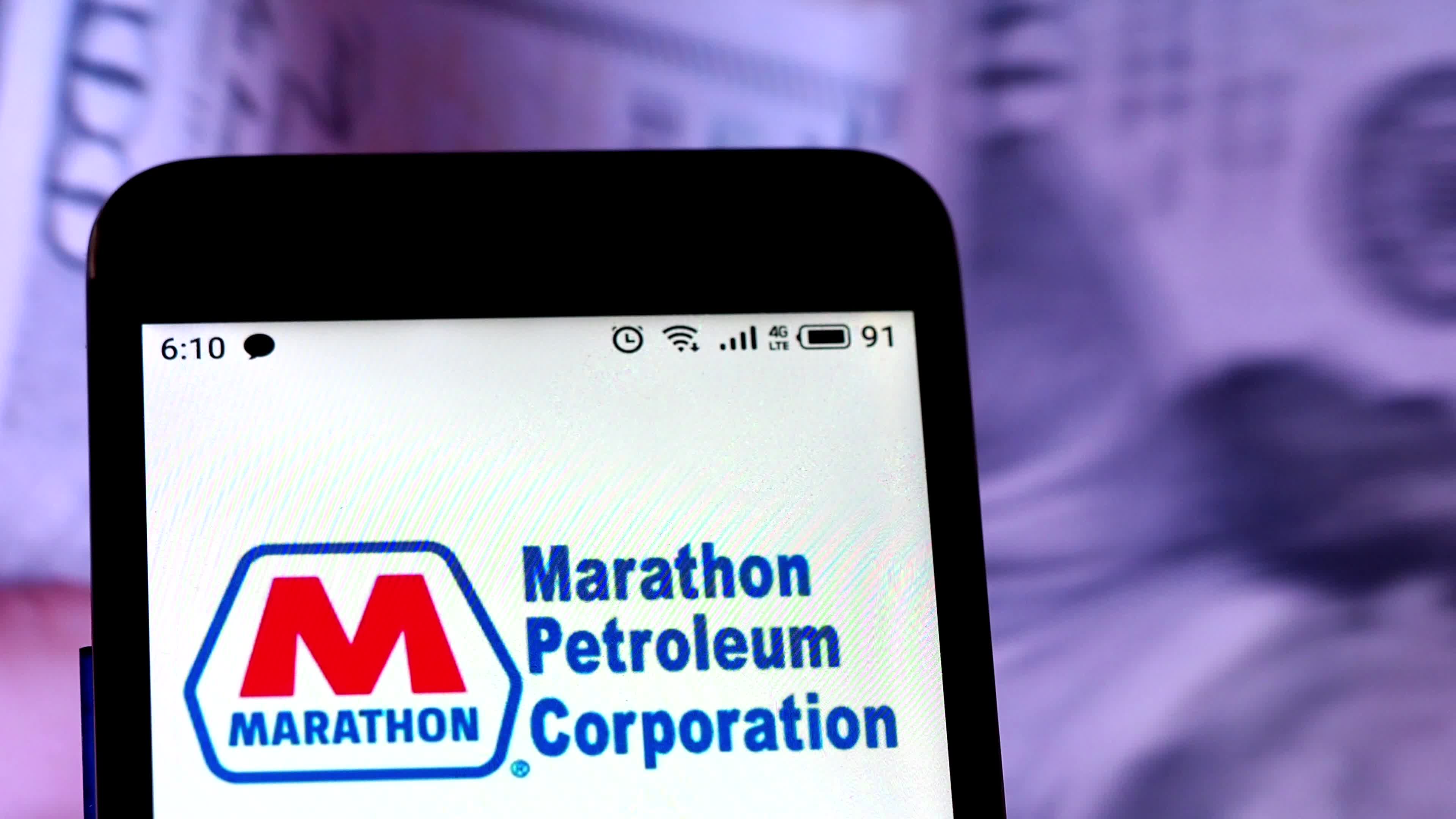 Video illustration the logo of Marathon Petroleum Corporation