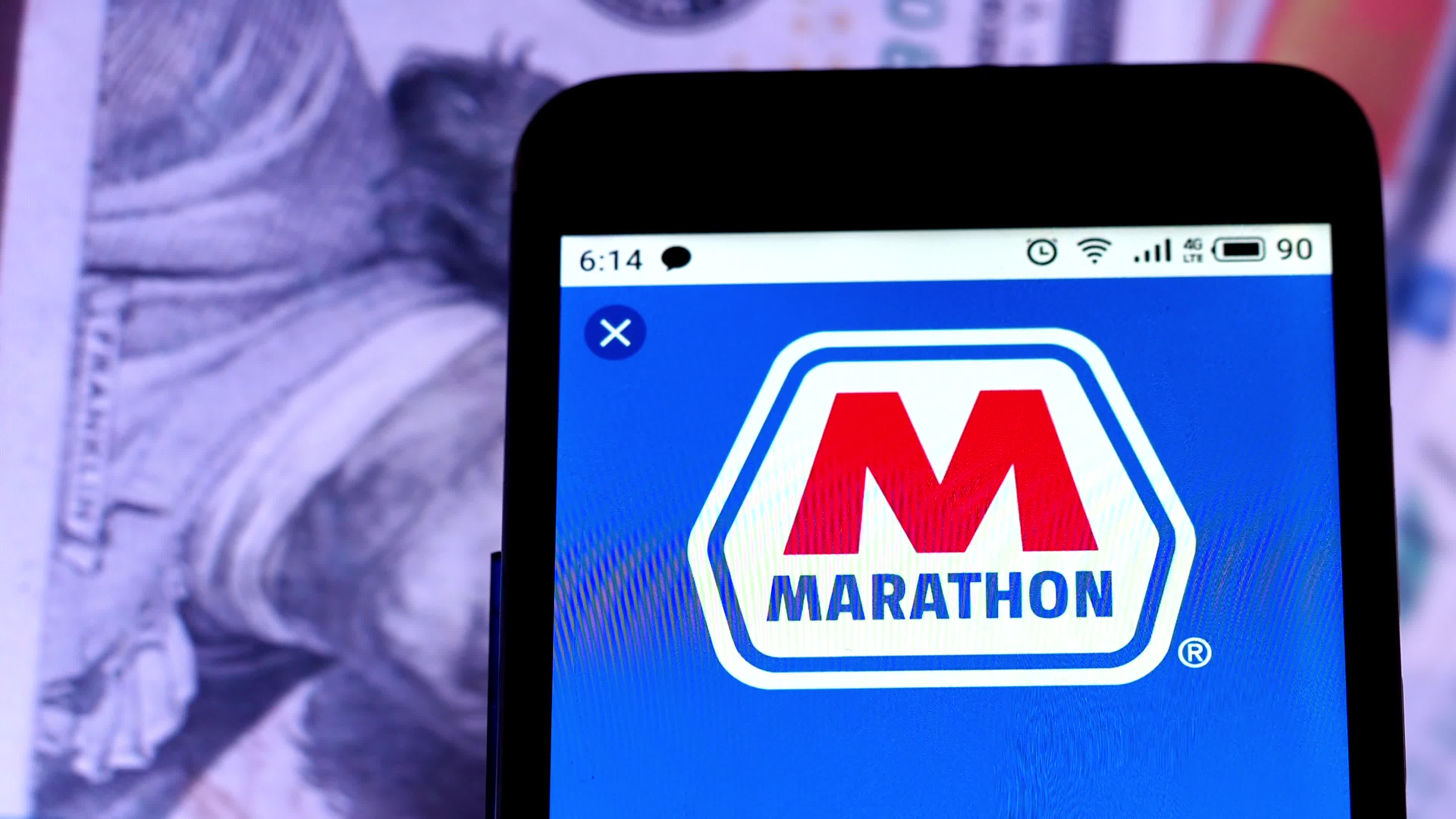 Video illustration the logo of Marathon Petroleum Corporation