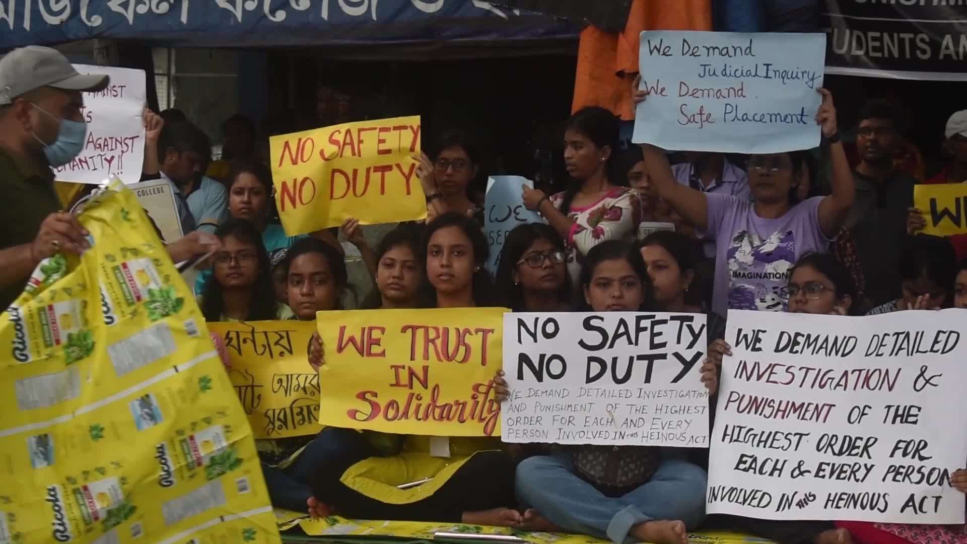Junior Doctors Hold Protest In Government Hospitals For Rape And Murder Of A PGT Woman Doctor In Kolkata, India