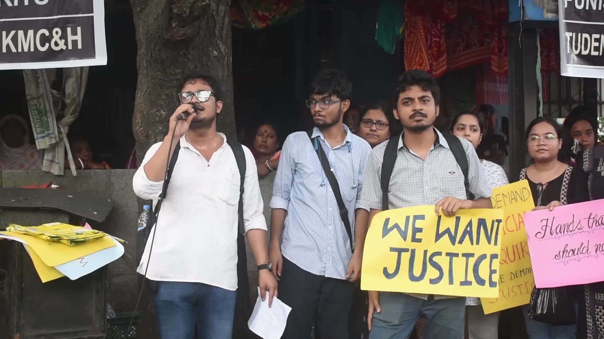 Junior Doctors Hold Protest In Government Hospitals For Rape And Murder Of A PGT Woman Doctor In Kolkata, India