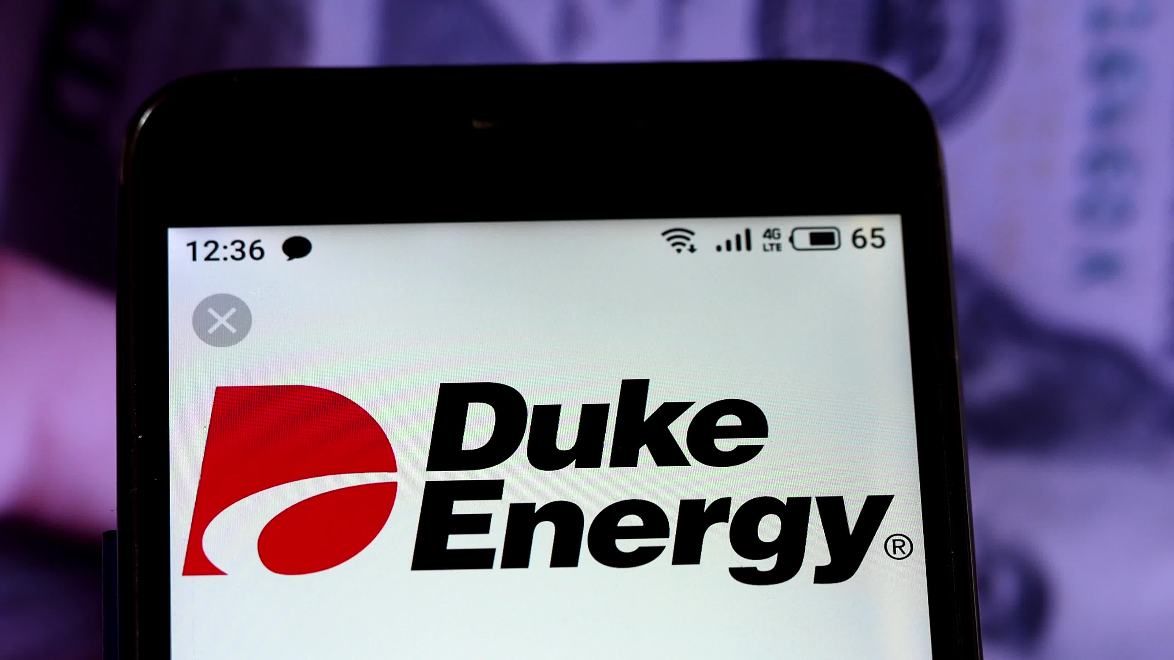 Video illustration the logo of Duke Energy Corporation