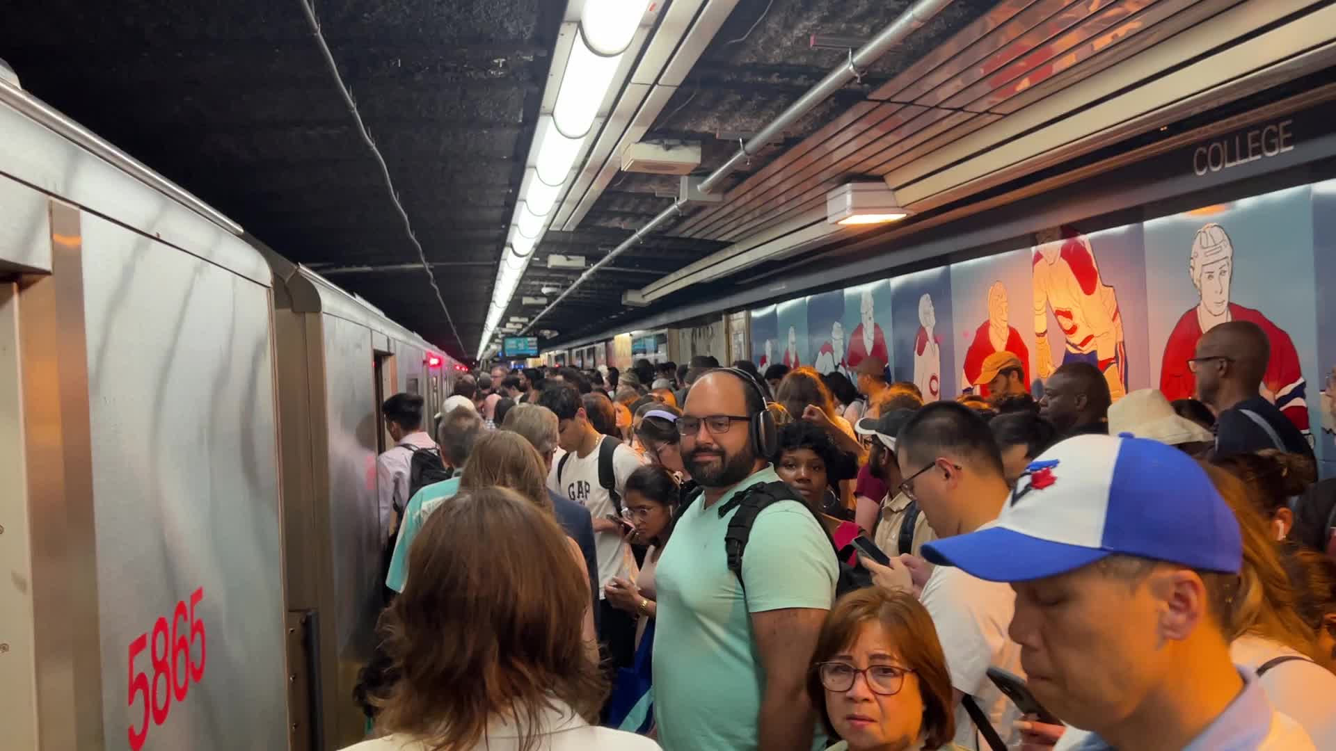 Trespasser on the tracks causes a TTC subway shutdown of line 1