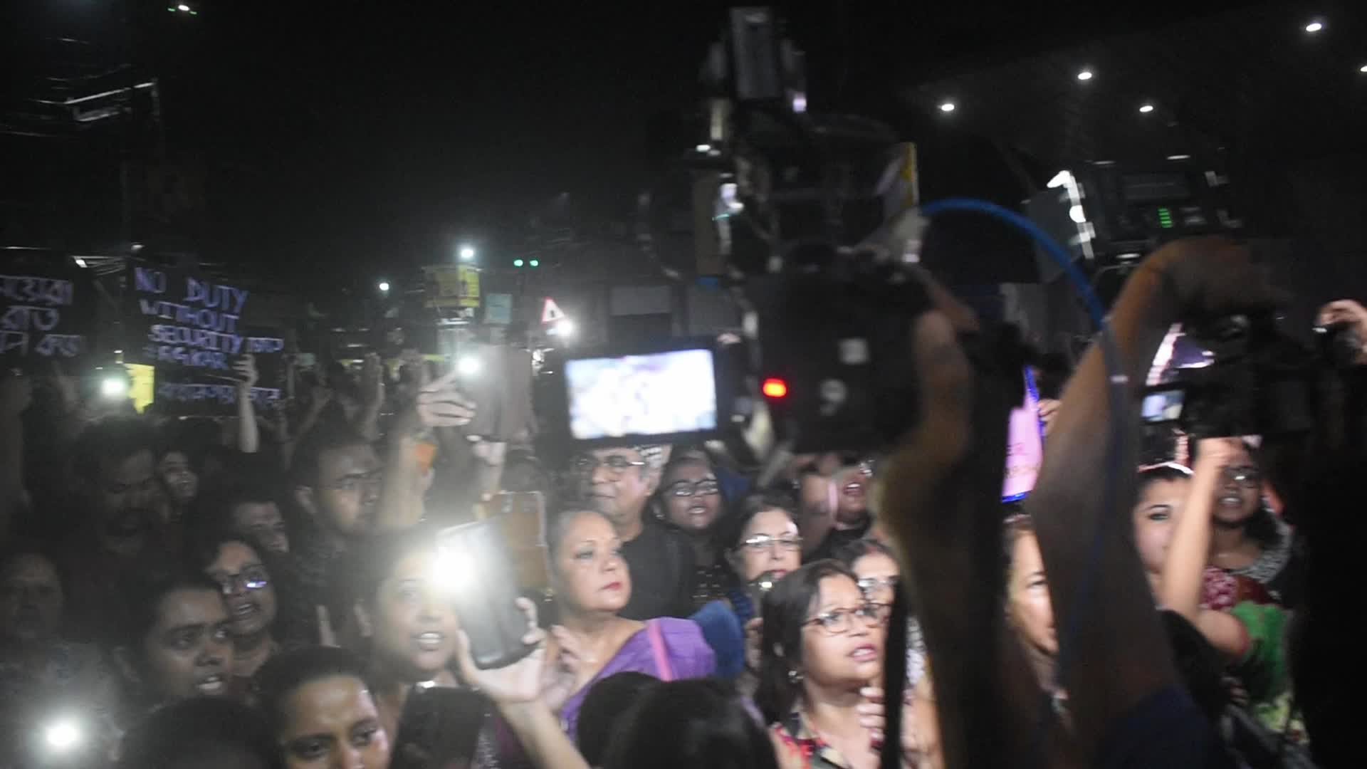 Mass protest for Rape And Murder Of A PGT Women Doctor In Kolkata, India