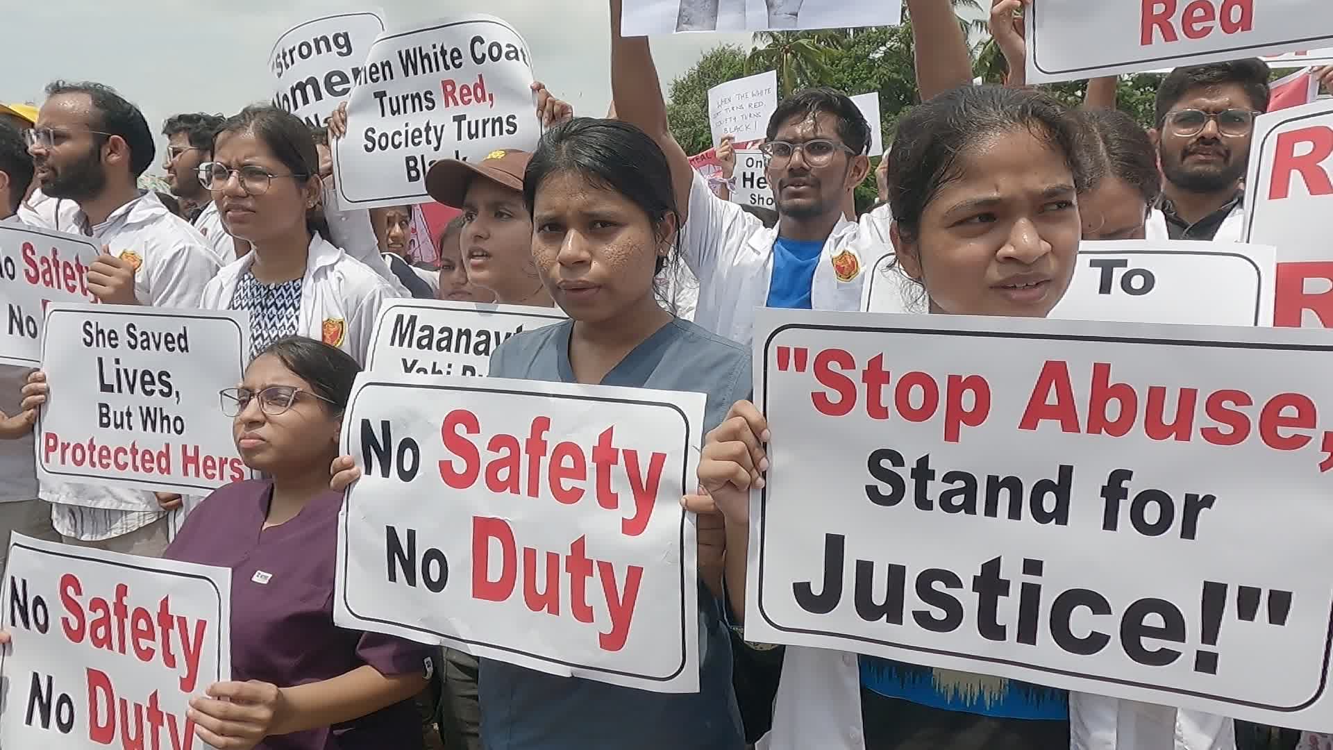 Protest In Mumbai 