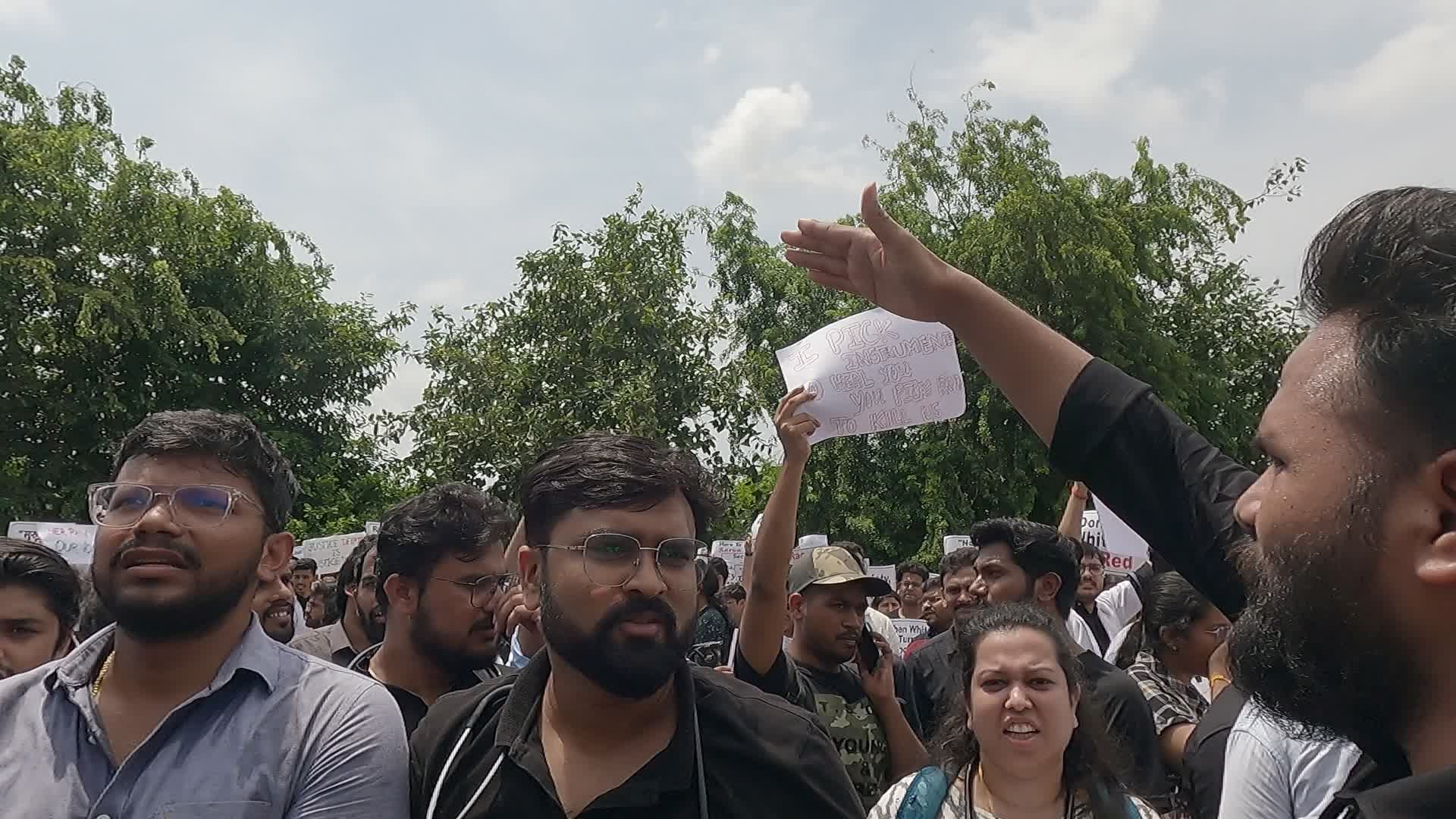 Protest In Mumbai 