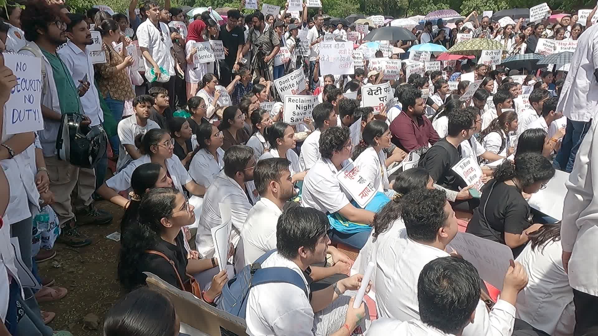 Protest In Mumbai