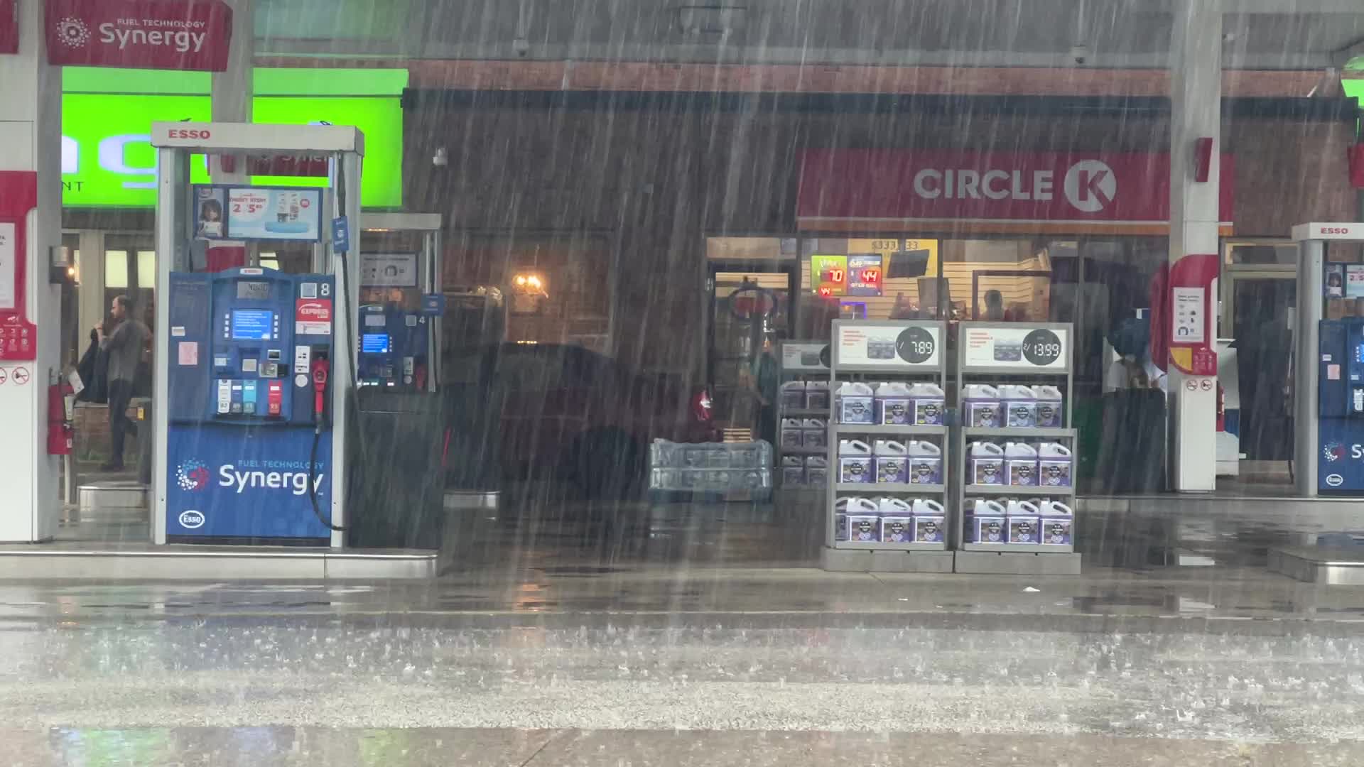 Severe thunderstorms in Toronto, Canada