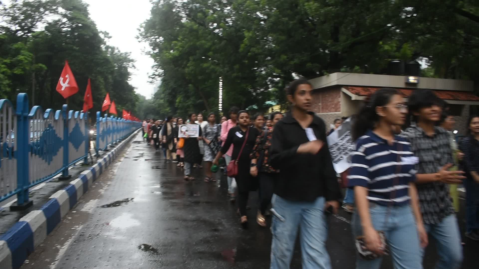 Citizens continues protest against rape and murder of Doctor in Kolkata.