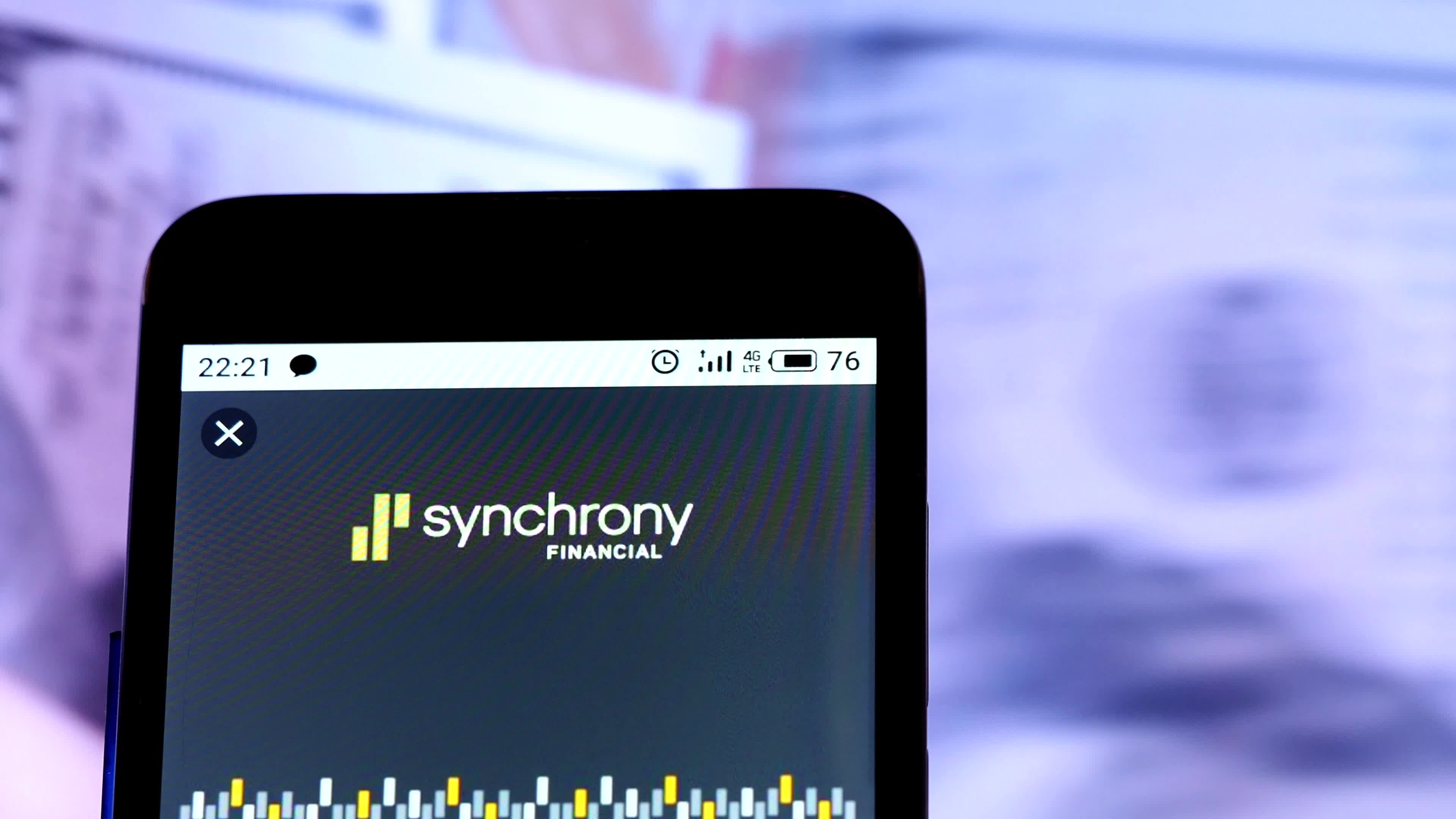 Video illustration the logo of Synchrony Financial