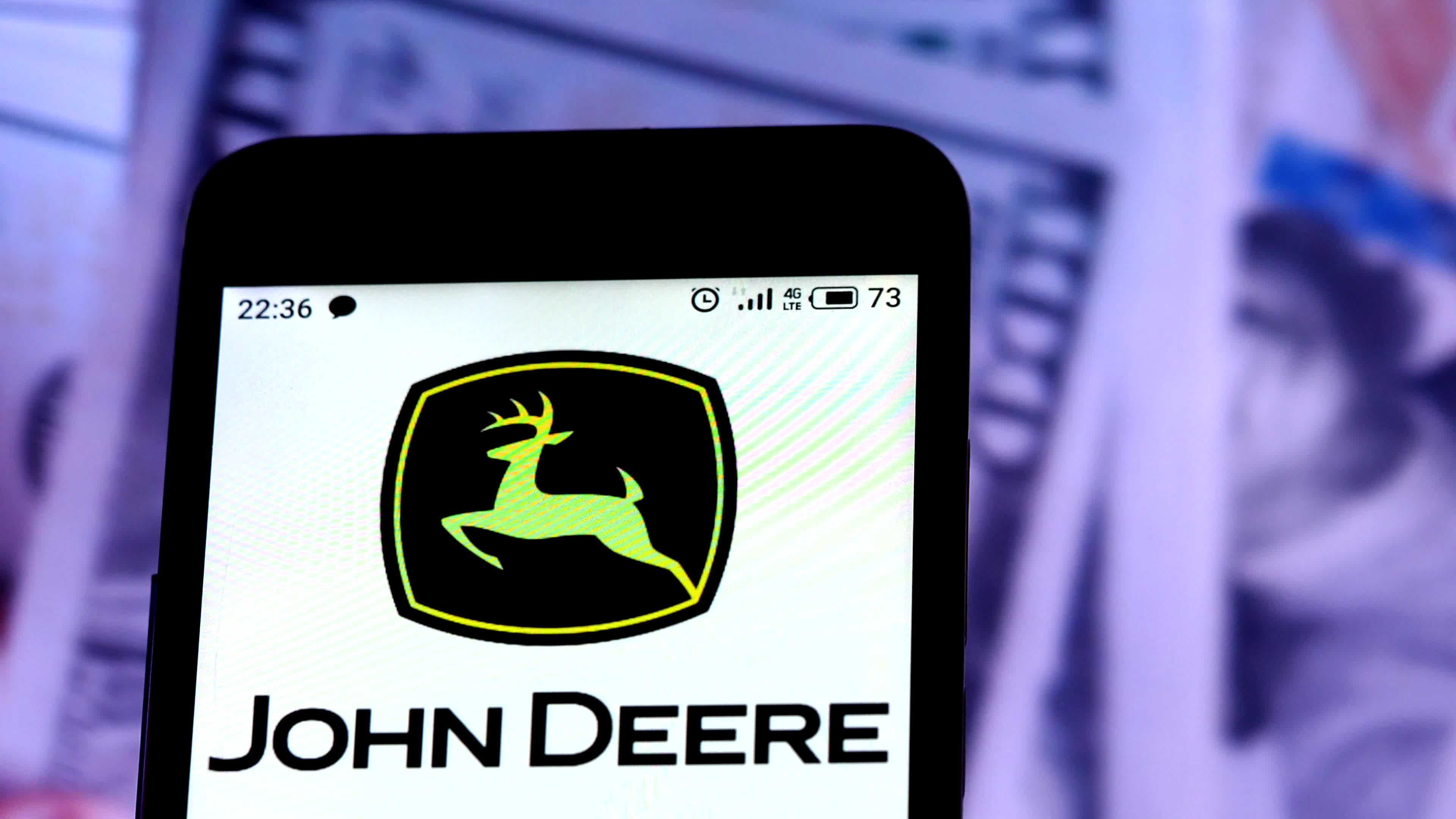 Video illustration the logo of Deere & Company