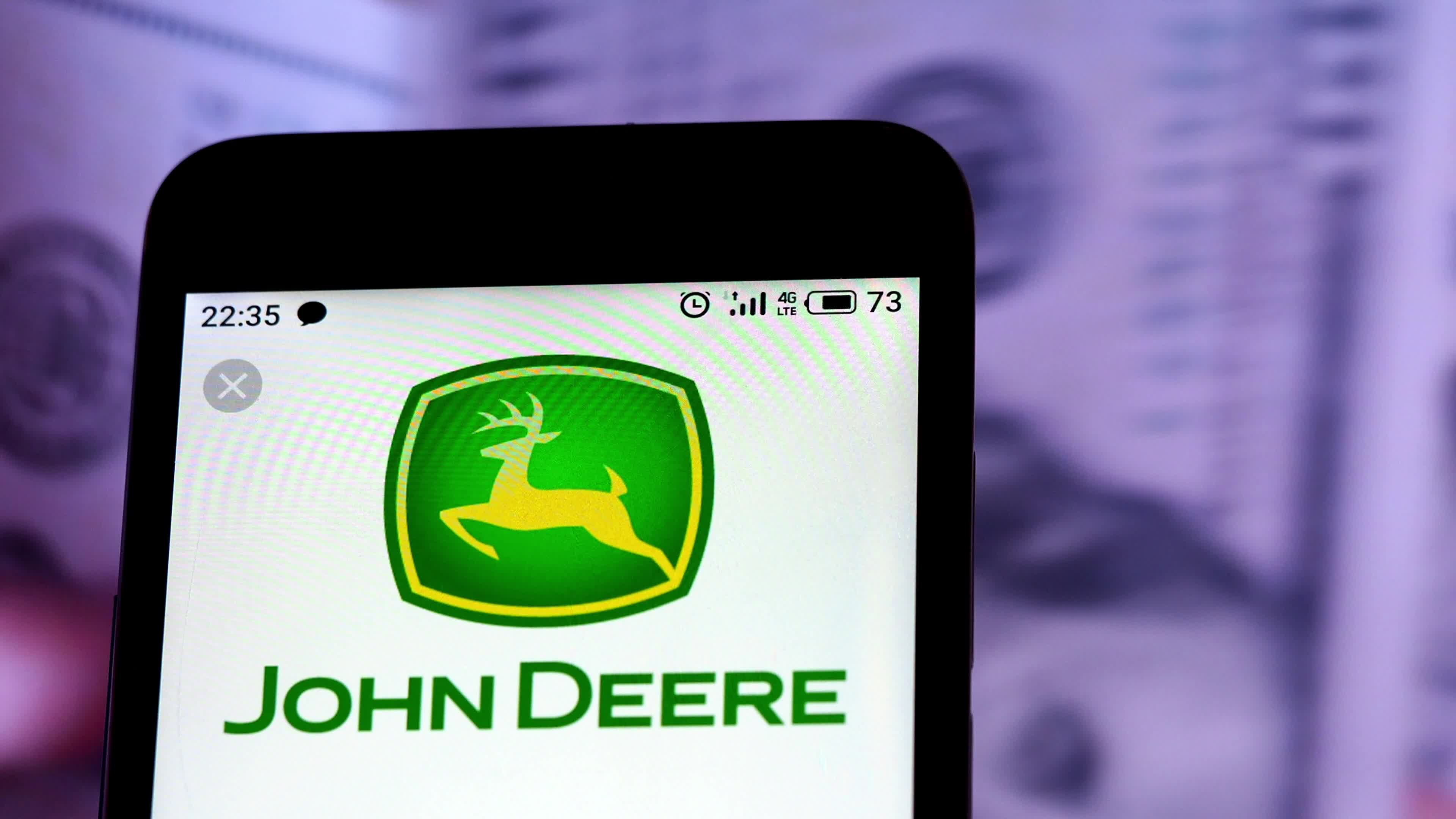 Video illustration the logo of Deere & Company