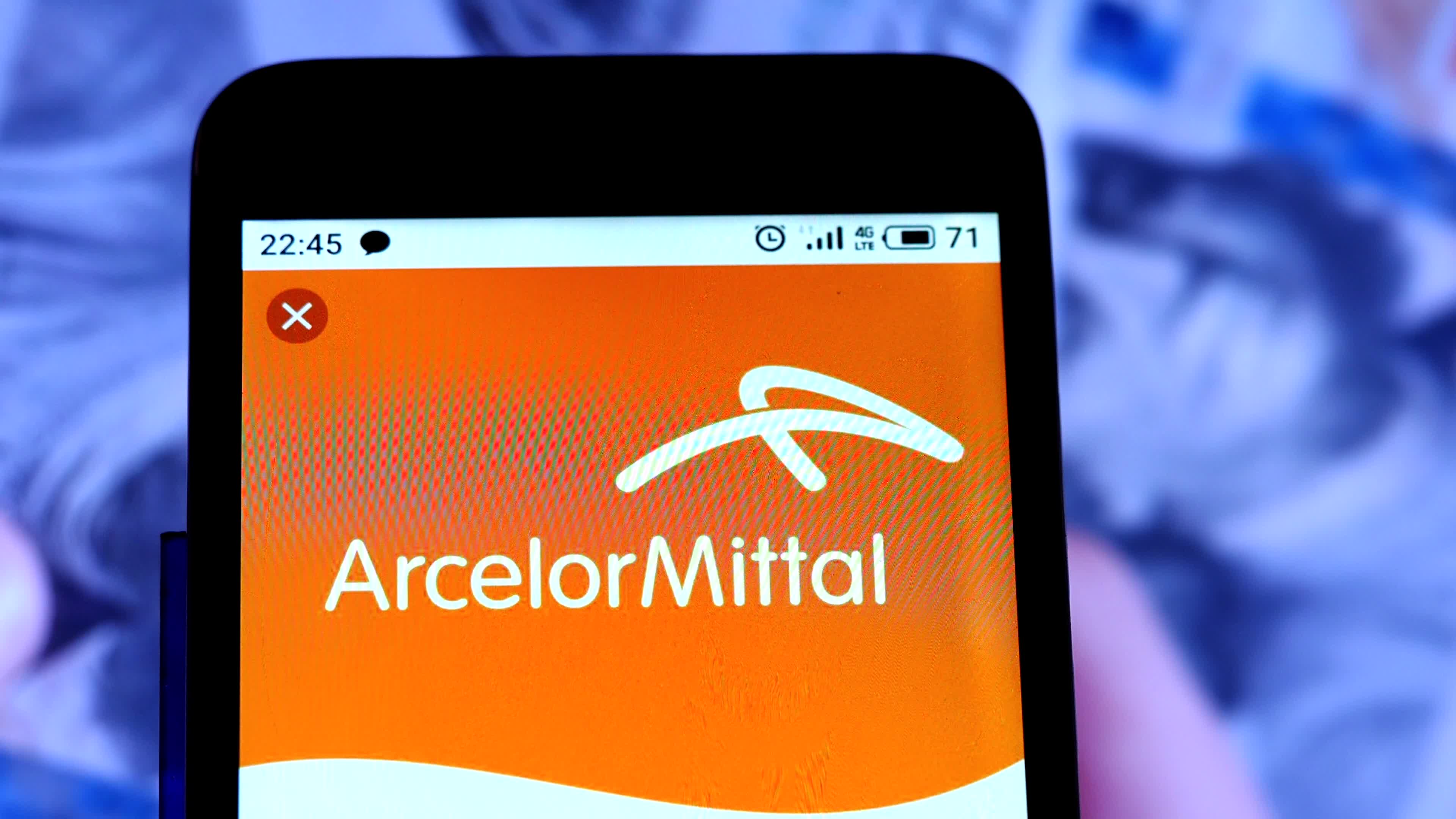 Video illustration the logo of ArcelorMittal