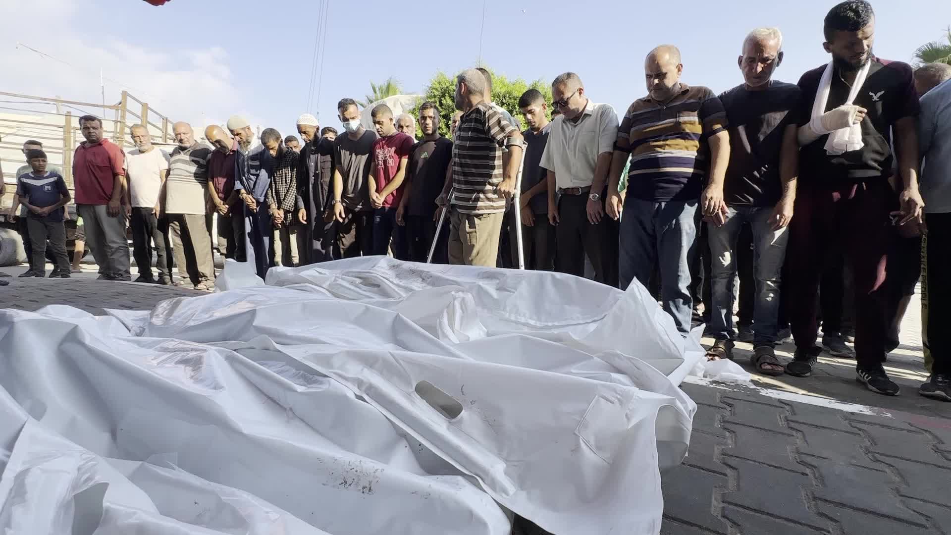 Palestinians Mourn Relatives Killed in Israeli Strike at Al-Aqsa Martyrs Hospital