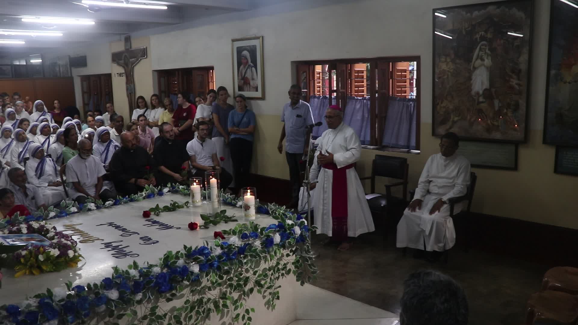 Birthday celebration of Saint Teresa in Kolkata.