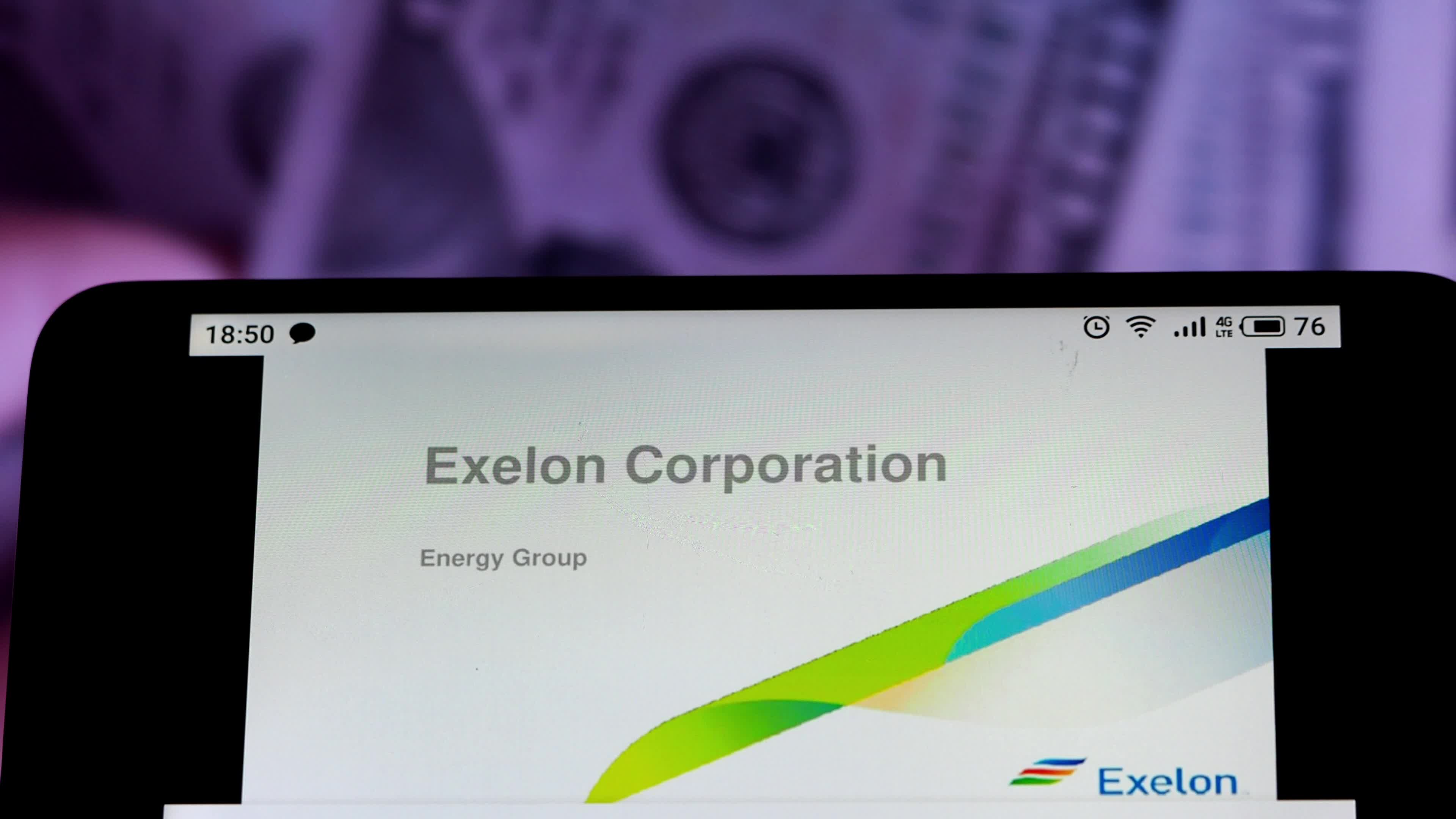 Video illustration the logo of Exelon Corporation
