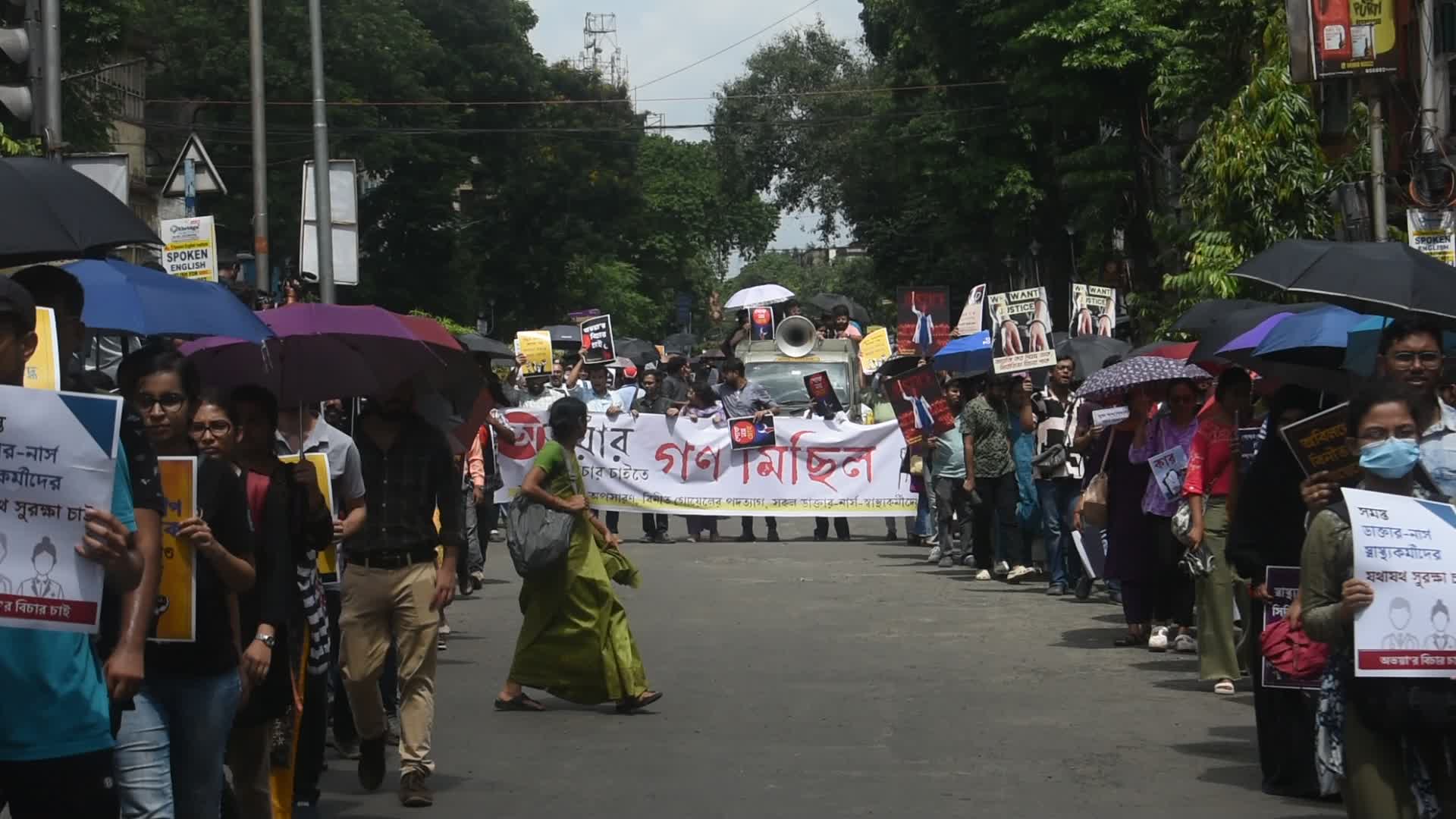 Doctors and citizens protest against rape and murders of junior doctor in Kolkata.