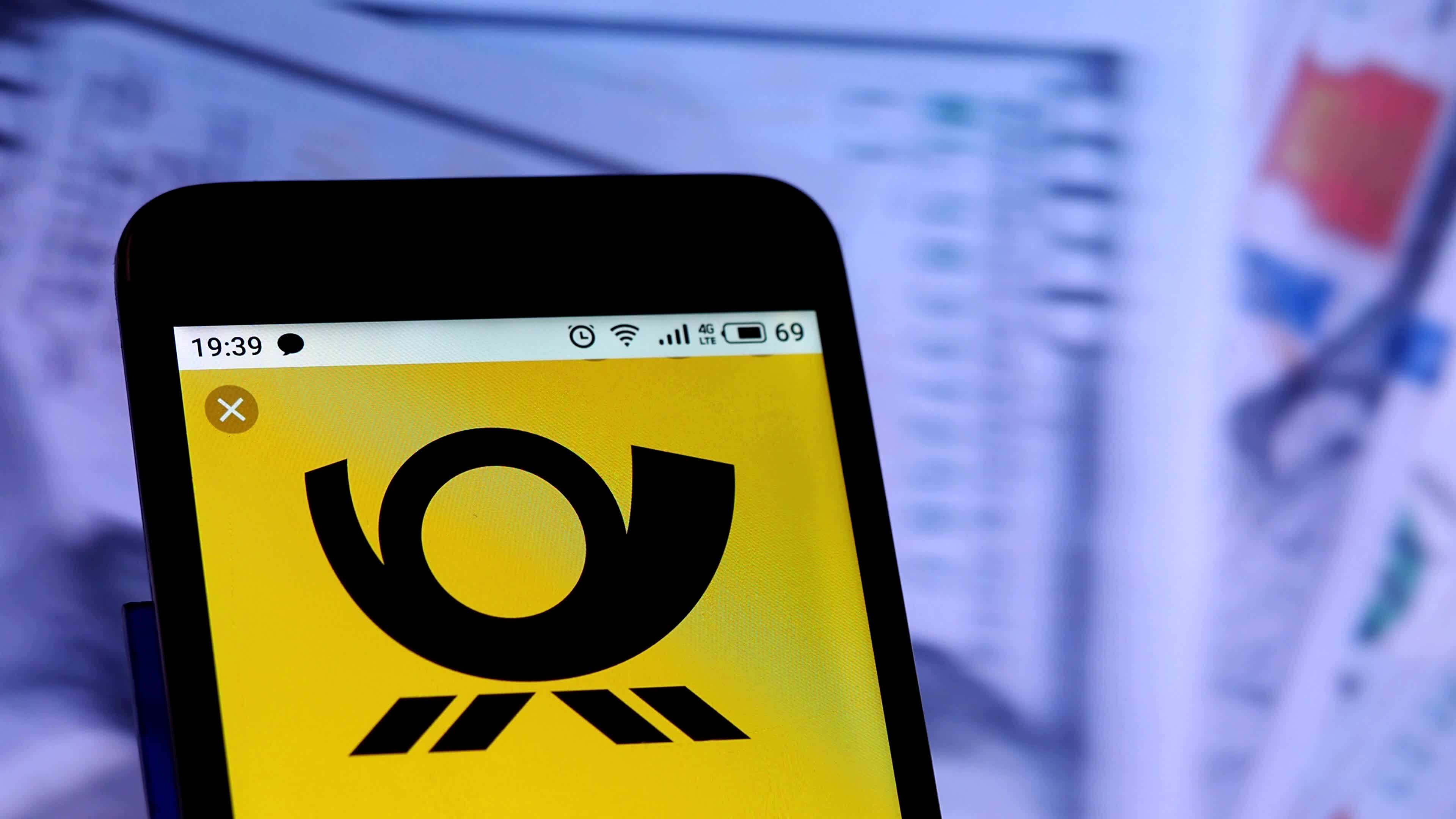Video illustration the logo of Deutsche Post