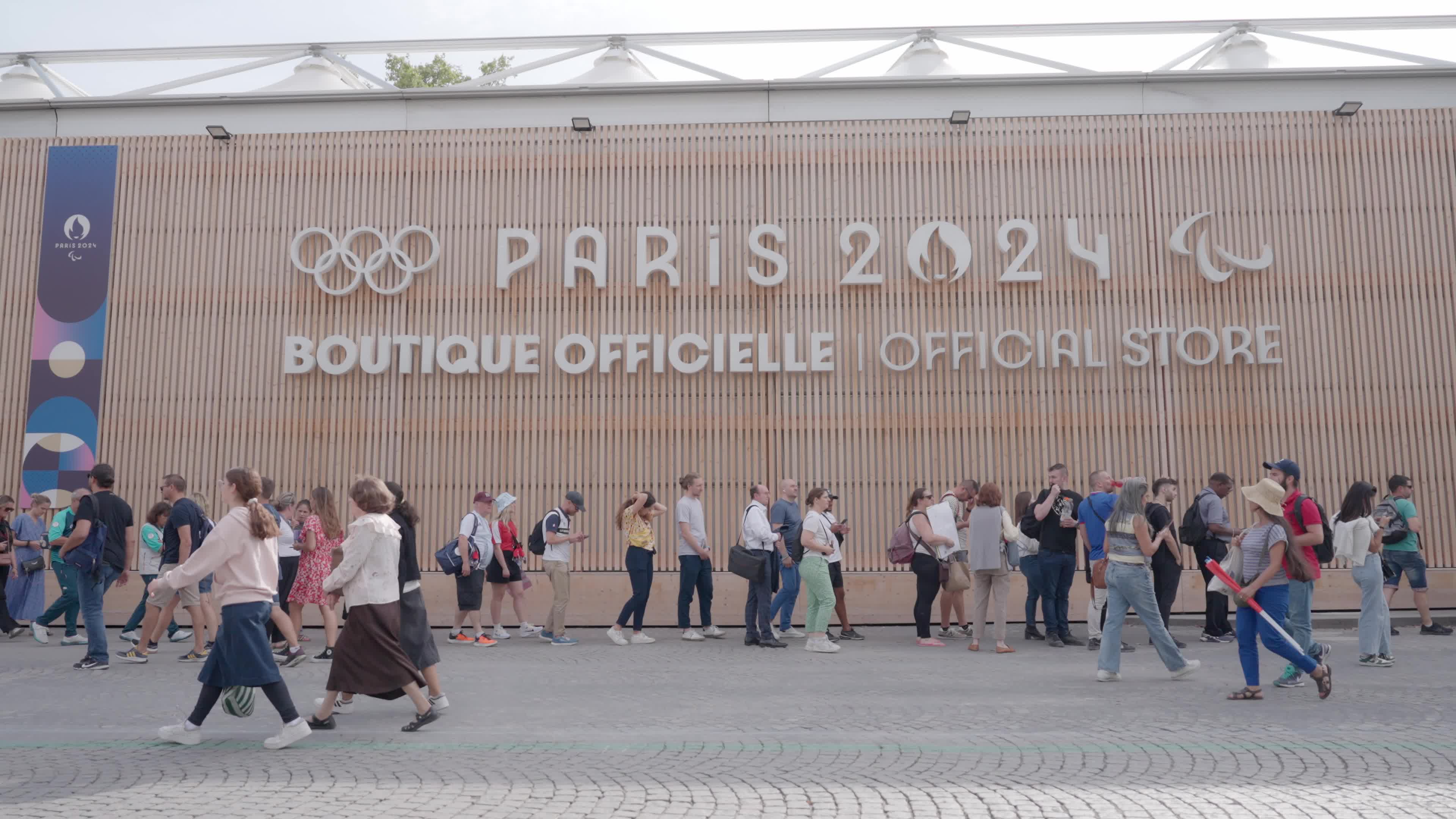 Daily life in Paris During The Paralympic Games 2024