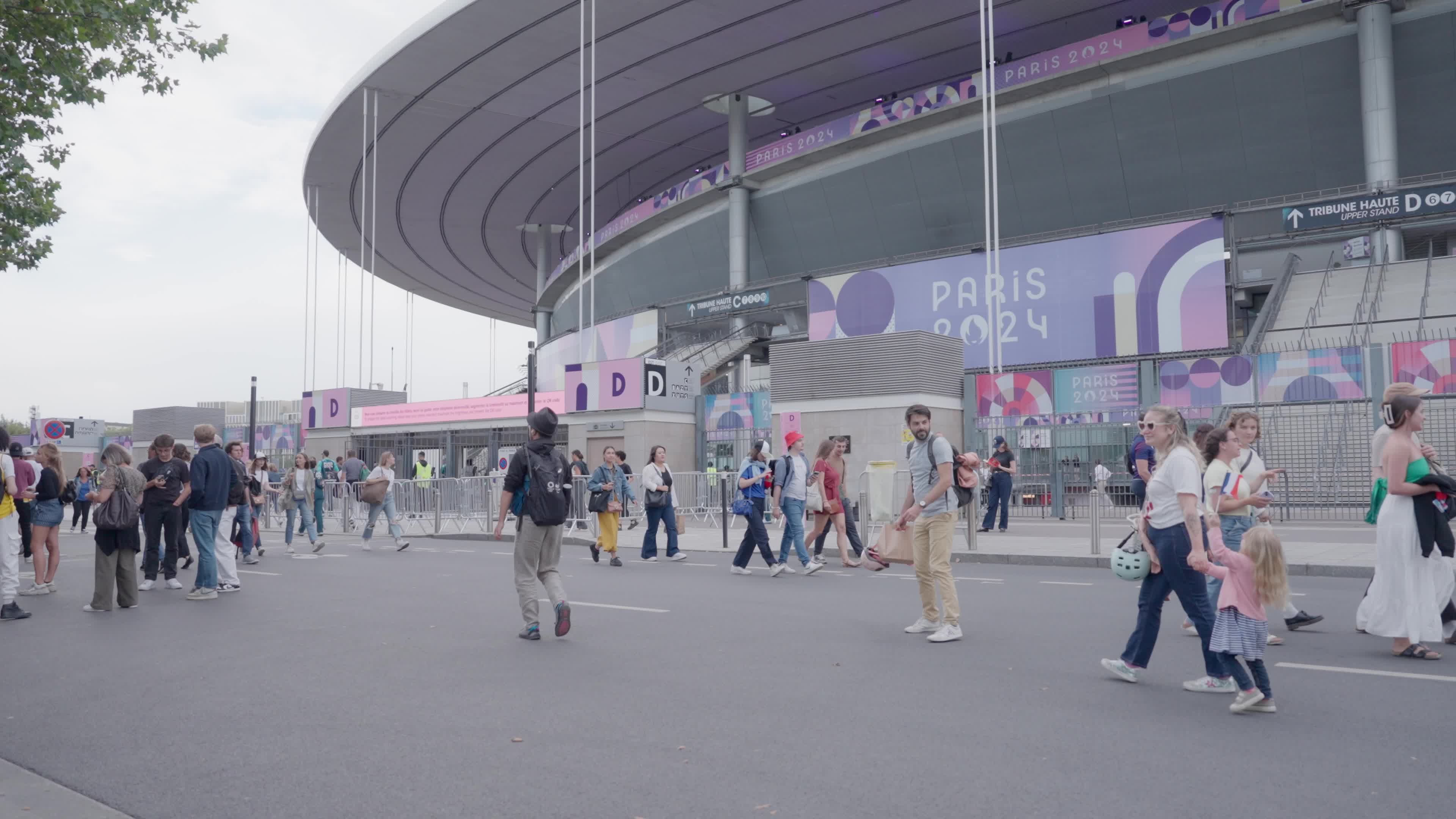 Daily life in Paris During The Paralympic Games 2024