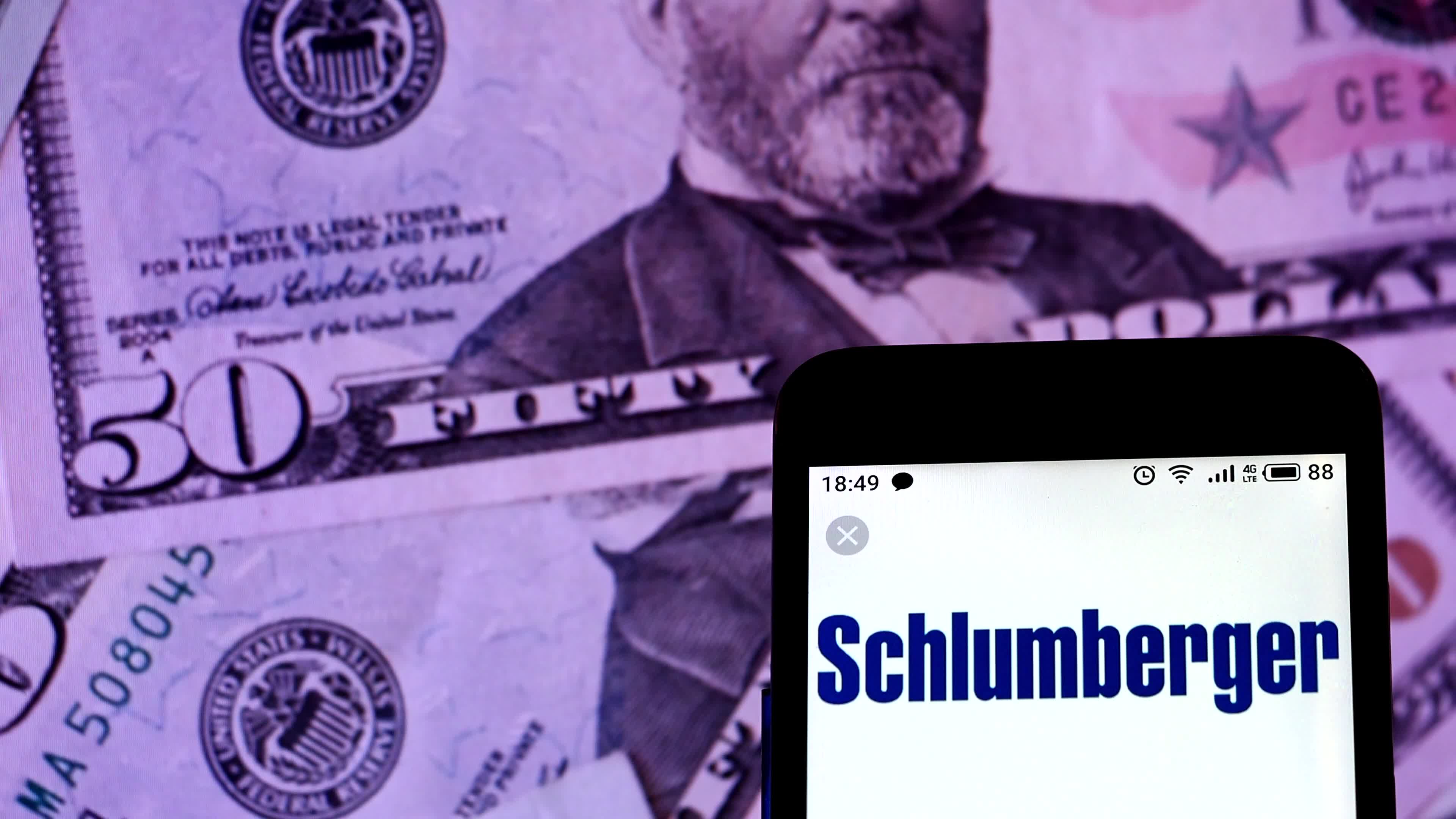 Video illustration the logo of Schlumberger