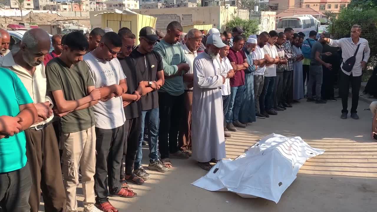 Mourners Gather at Nasser Hospital in Khan Younis to Pray for Victim of Israeli Strike Amid Israel-Hamas Conflict