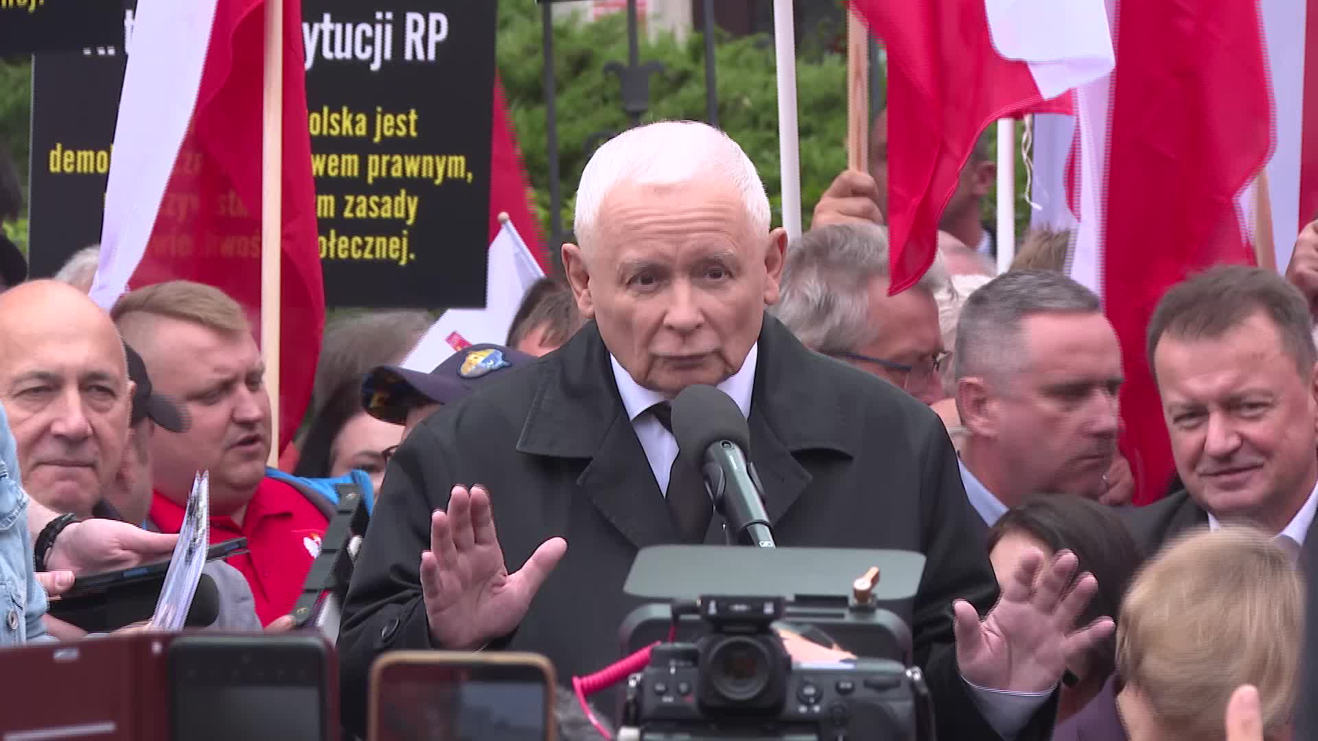 Jaroslaw Kaczynski at the opposition rally in Poland