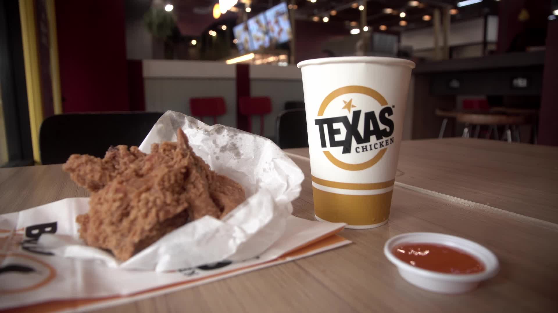 Texas Chicken will close all its outlets in Thailand.