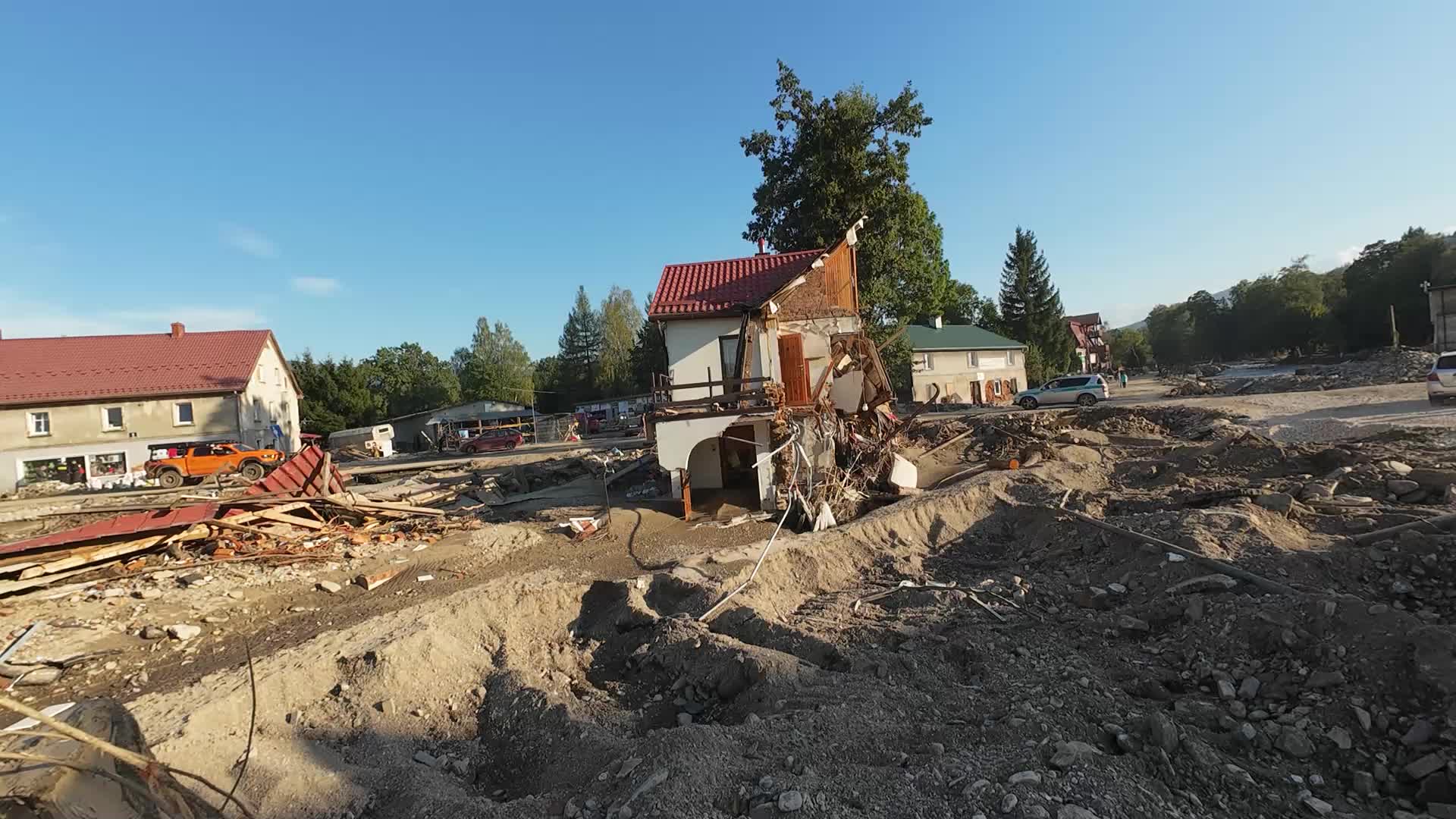 DRONE footage of flood in Poland