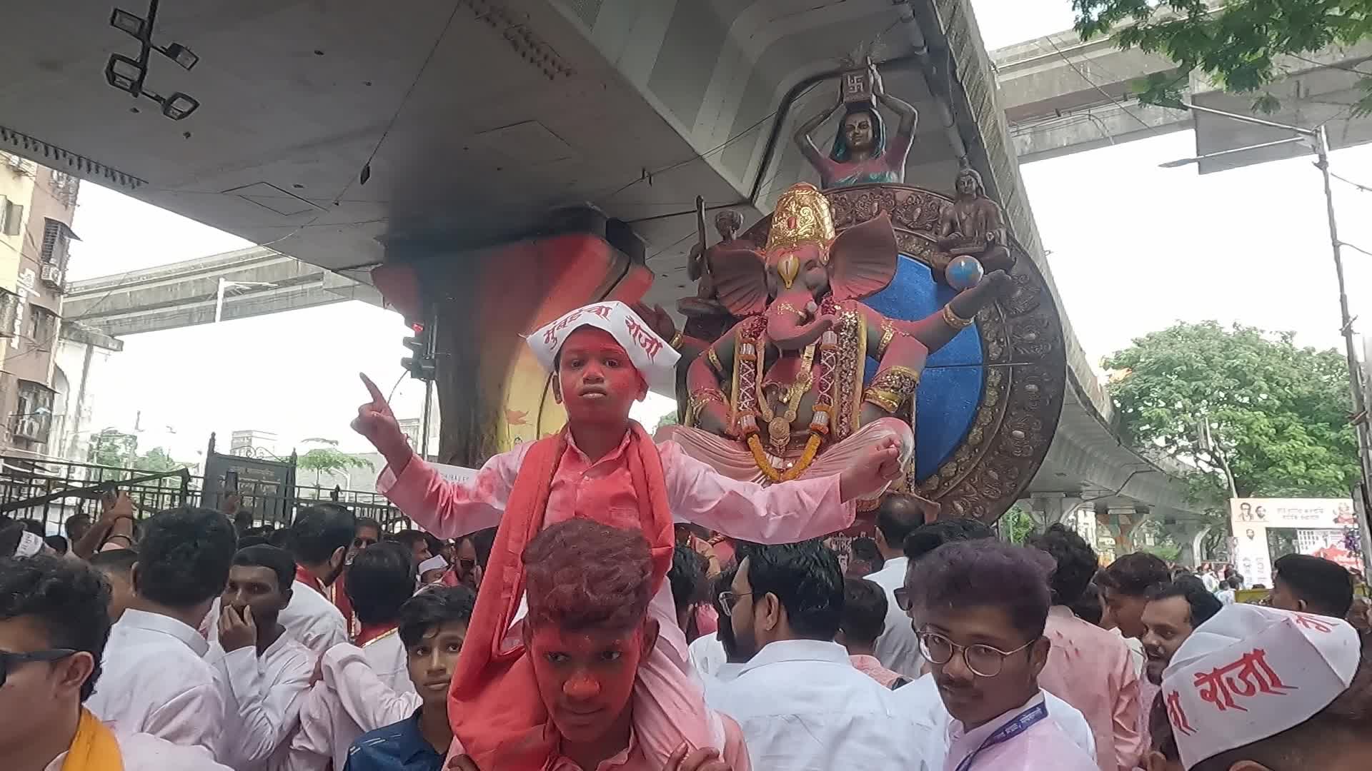 Ganesh Chaturthi Festival In Mumbai 