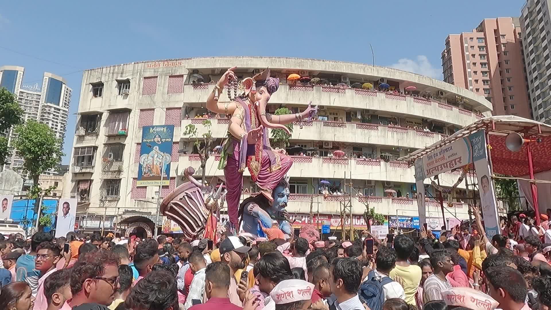 Ganesh Chaturthi Festival In Mumbai 