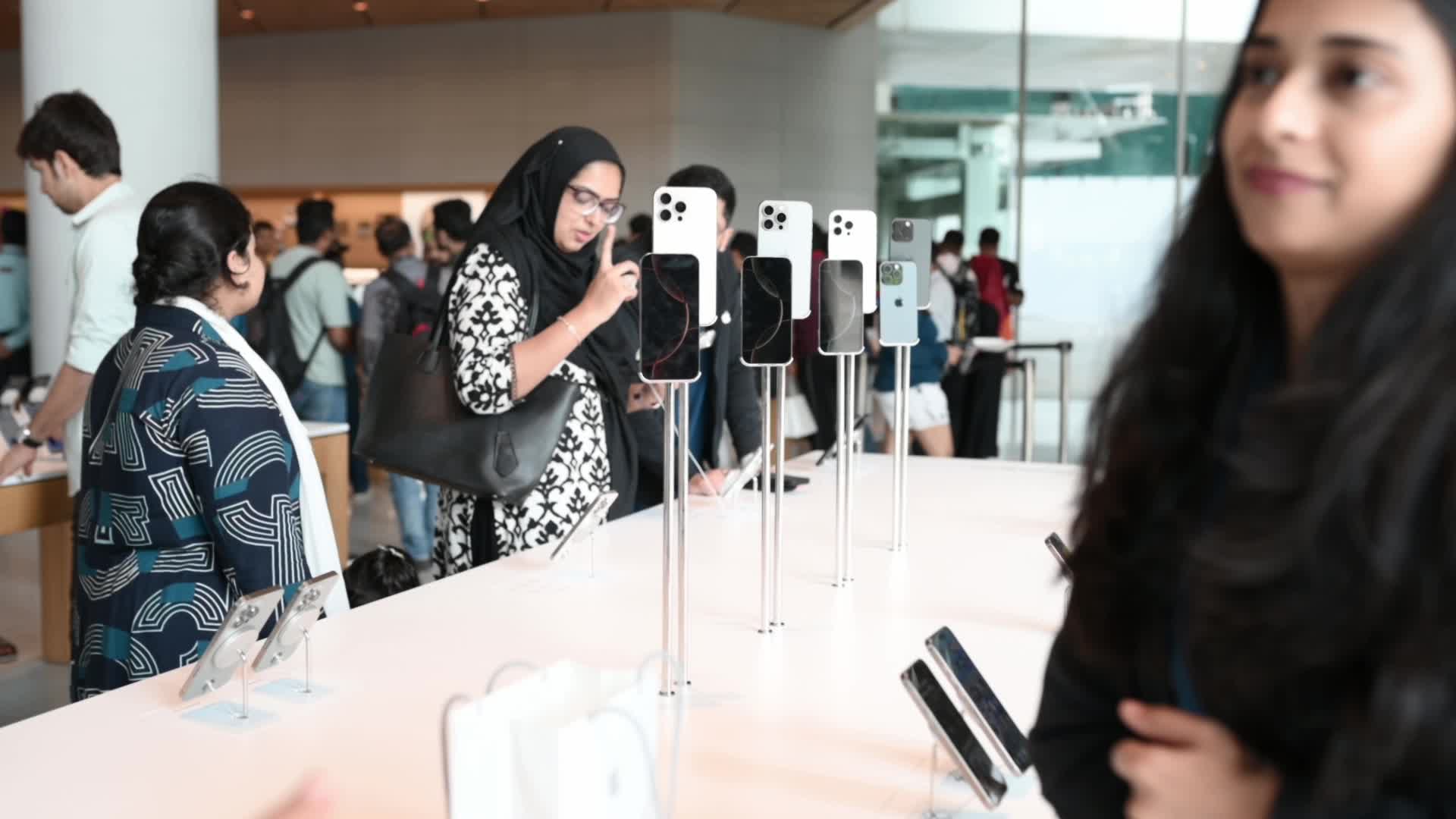 IPhone 16 Launch At Apple BKC In Mumbai