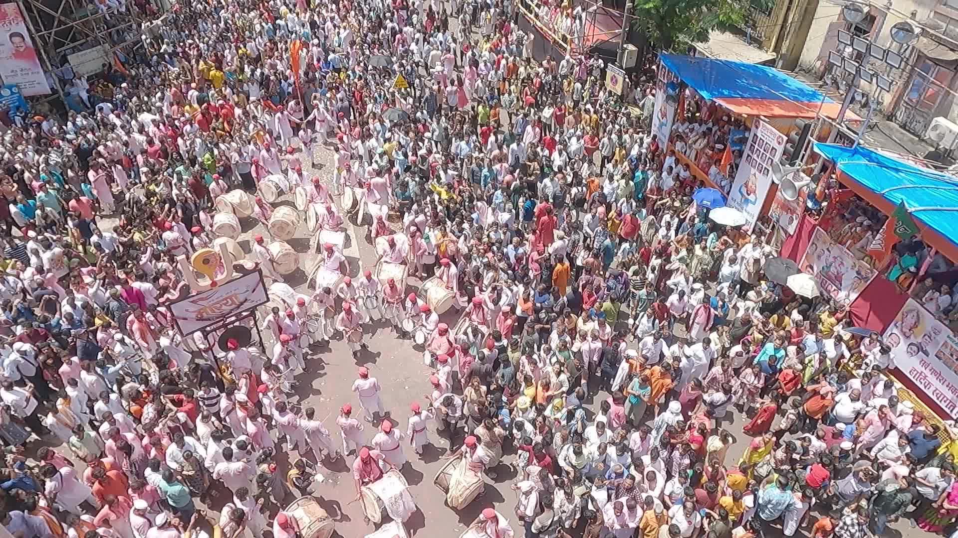 Ganesh Chaturthi Festival In Mumbai 