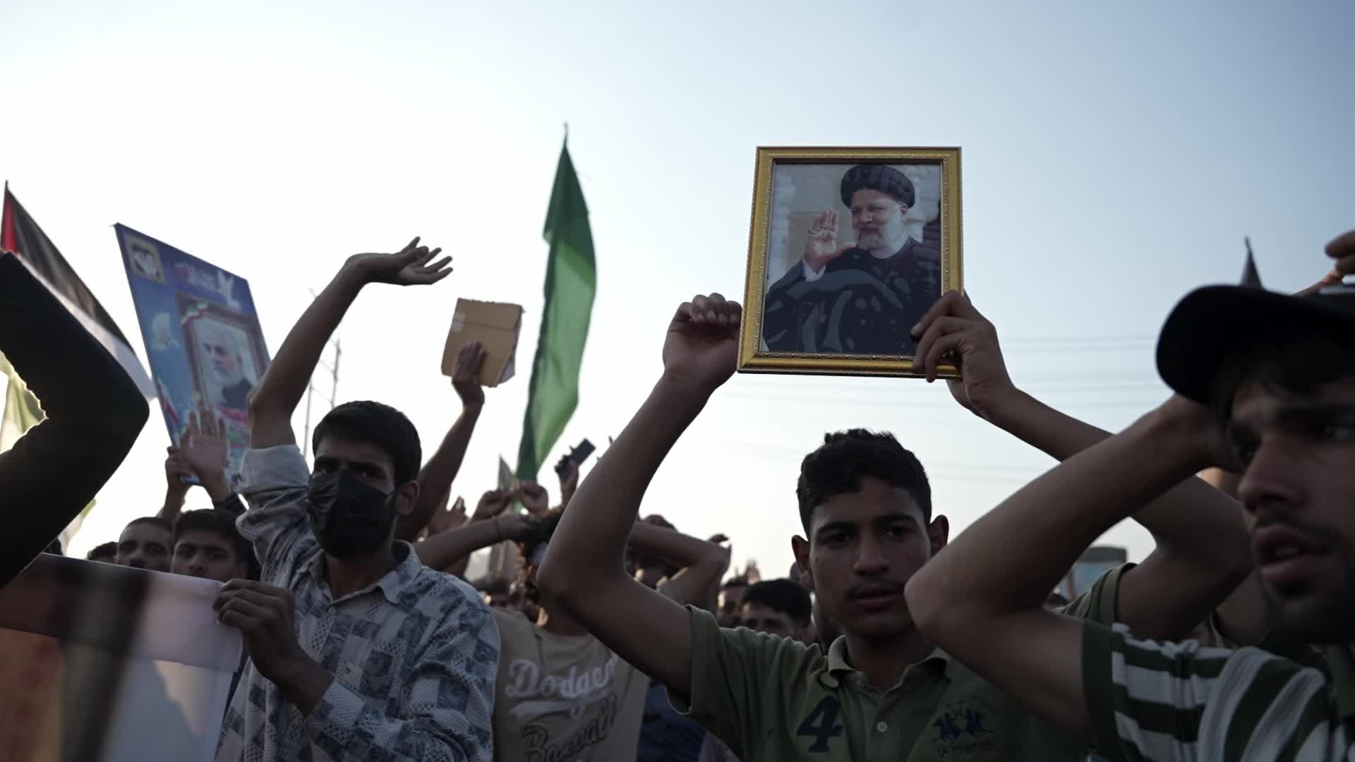 Kashmiri Shia Muslims Hold Rally Commemorating Assassination of Hezbollah Leader Hassan Nasrallah