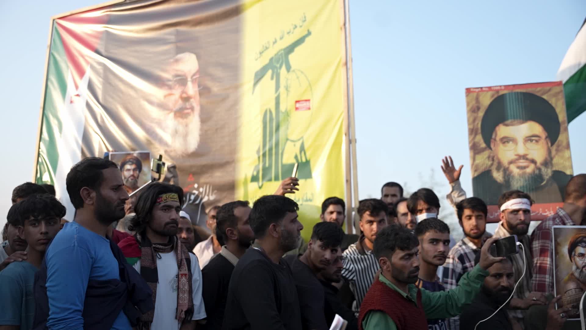 Kashmiri Shia Muslims Hold Rally Commemorating Assassination of Hezbollah Leader Hassan Nasrallah