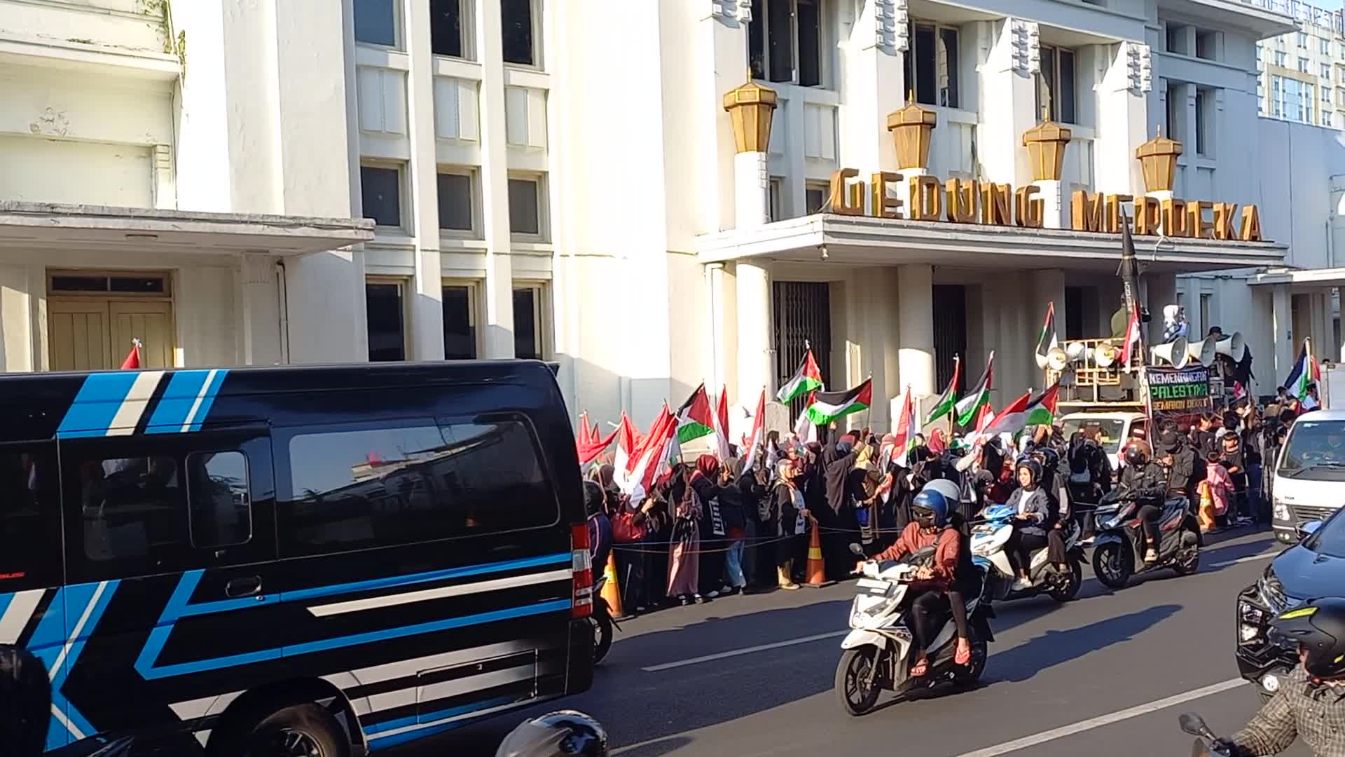 Pro-Palestine rally held in Indonesia marking 1 year since Israel's war with Hamas