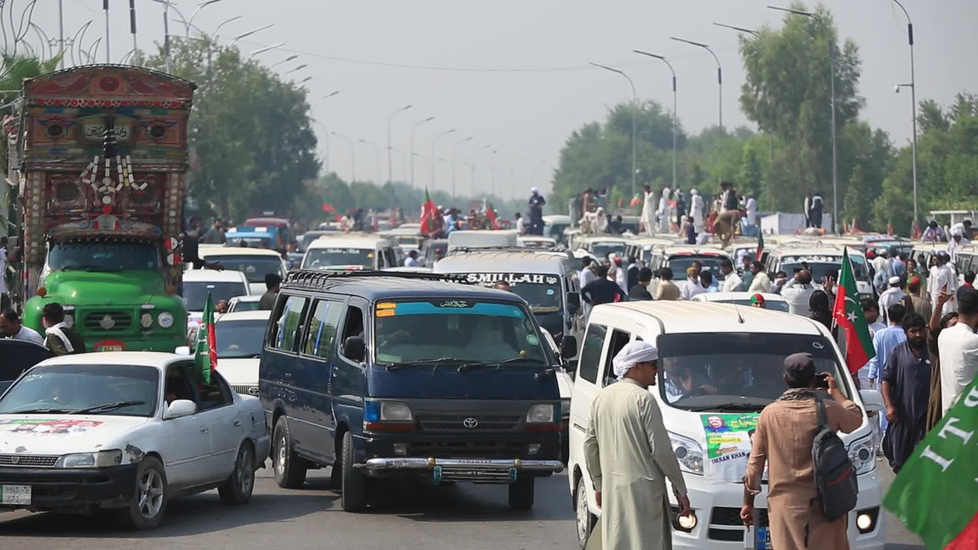 Pakistan opposition PTI party protest calling for release of former PM Khan 