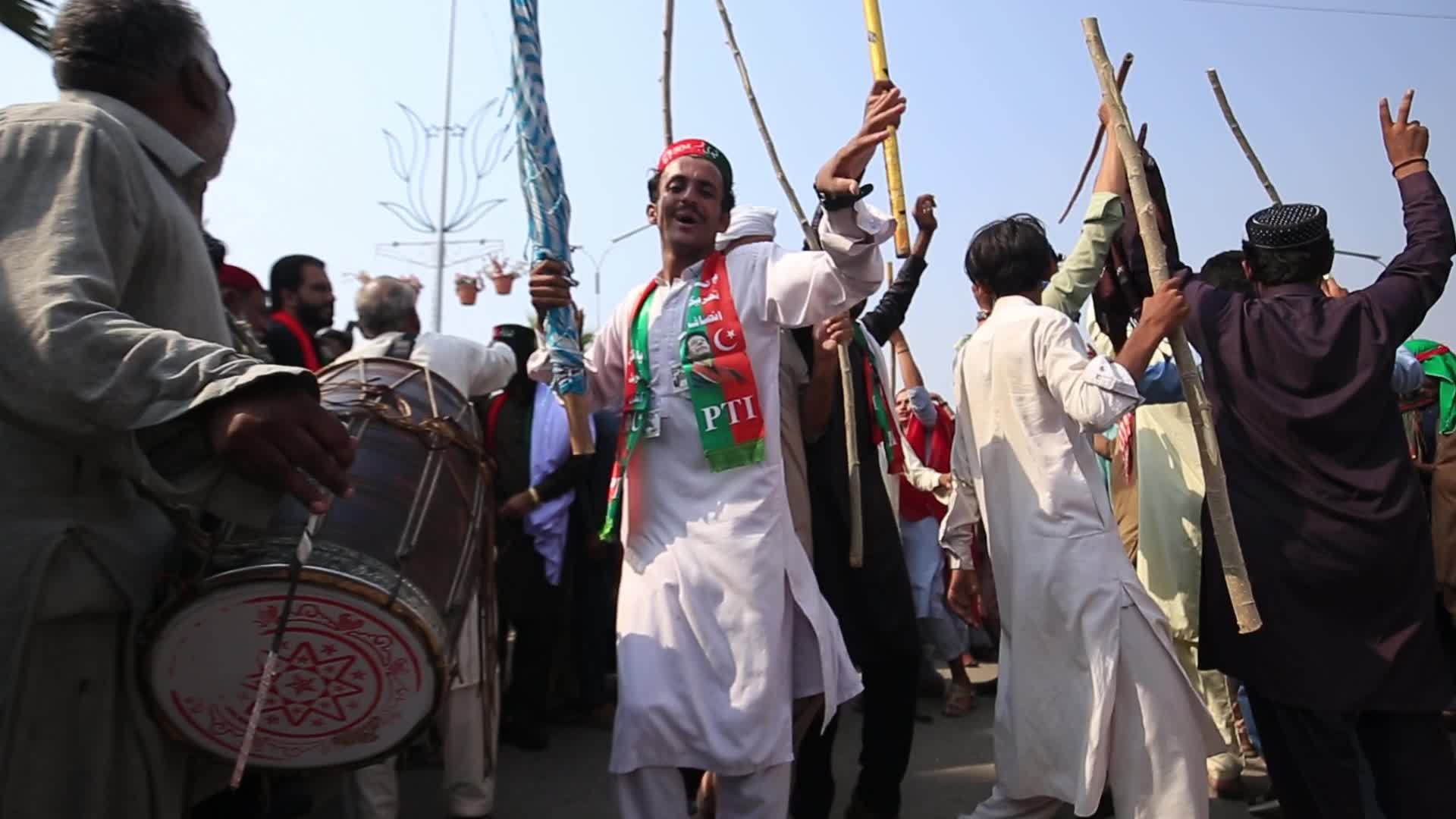Pakistan opposition PTI party protest calling for release of former PM Khan 