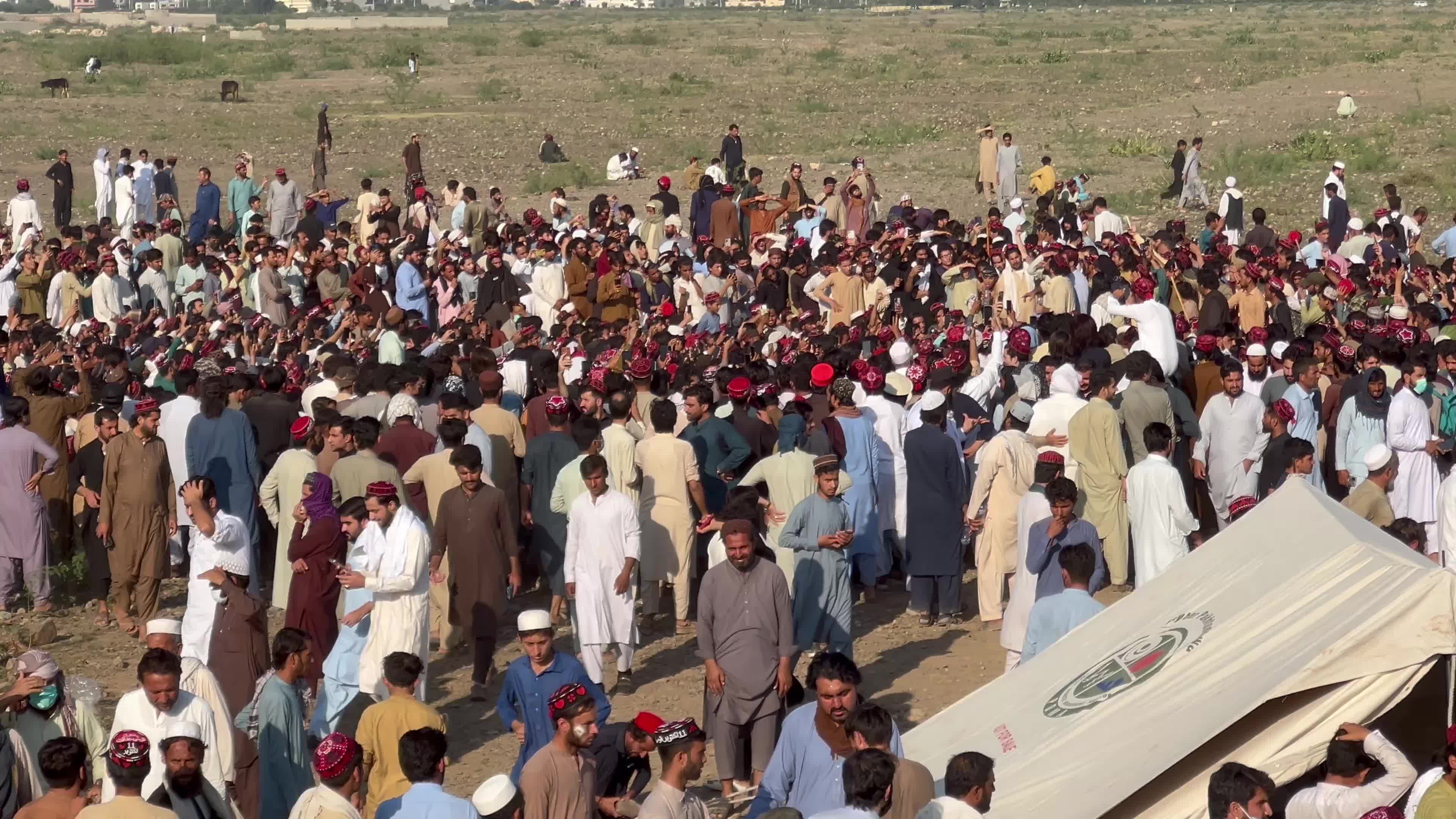 Thousands turn up as PTM jirga begins in Jamrud