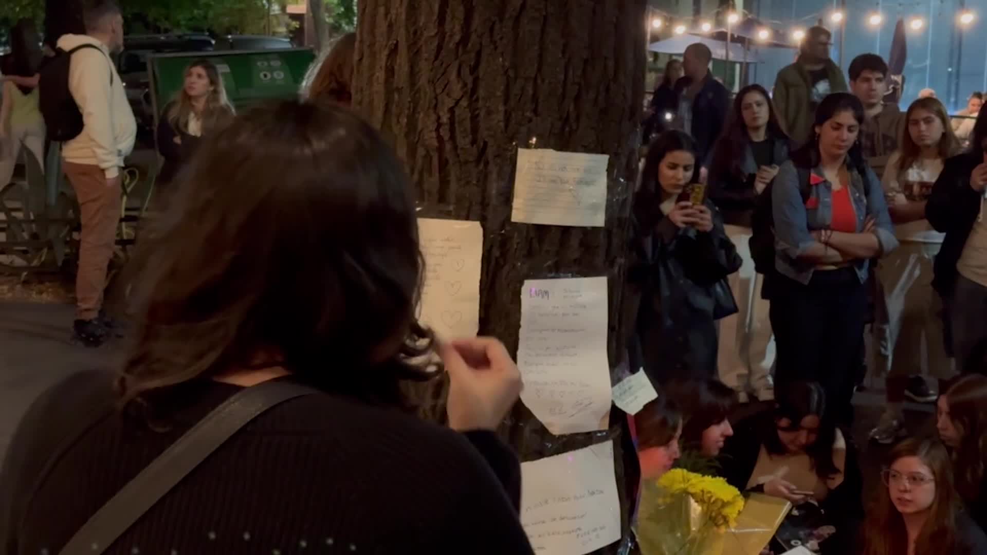  	Fans gather to mourn death of former One Direction star Liam Payne in Buenos Aires 