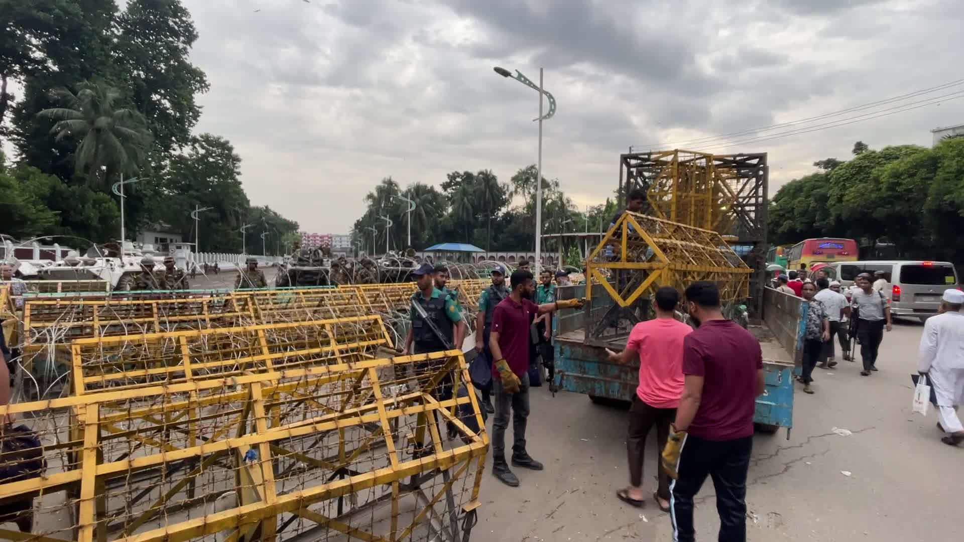 Security Tightened Around Bangabhaban As Protests For President's Resignation Continues