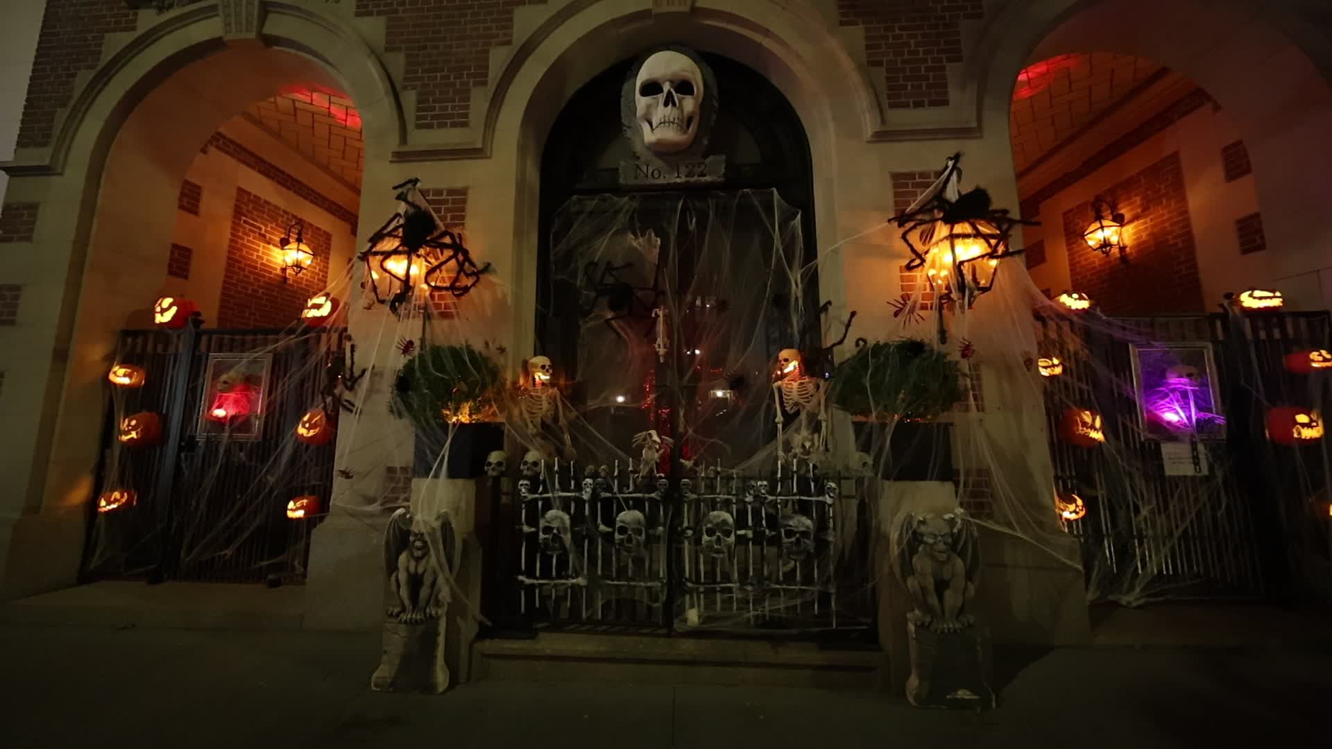 New York City Halloween Homes