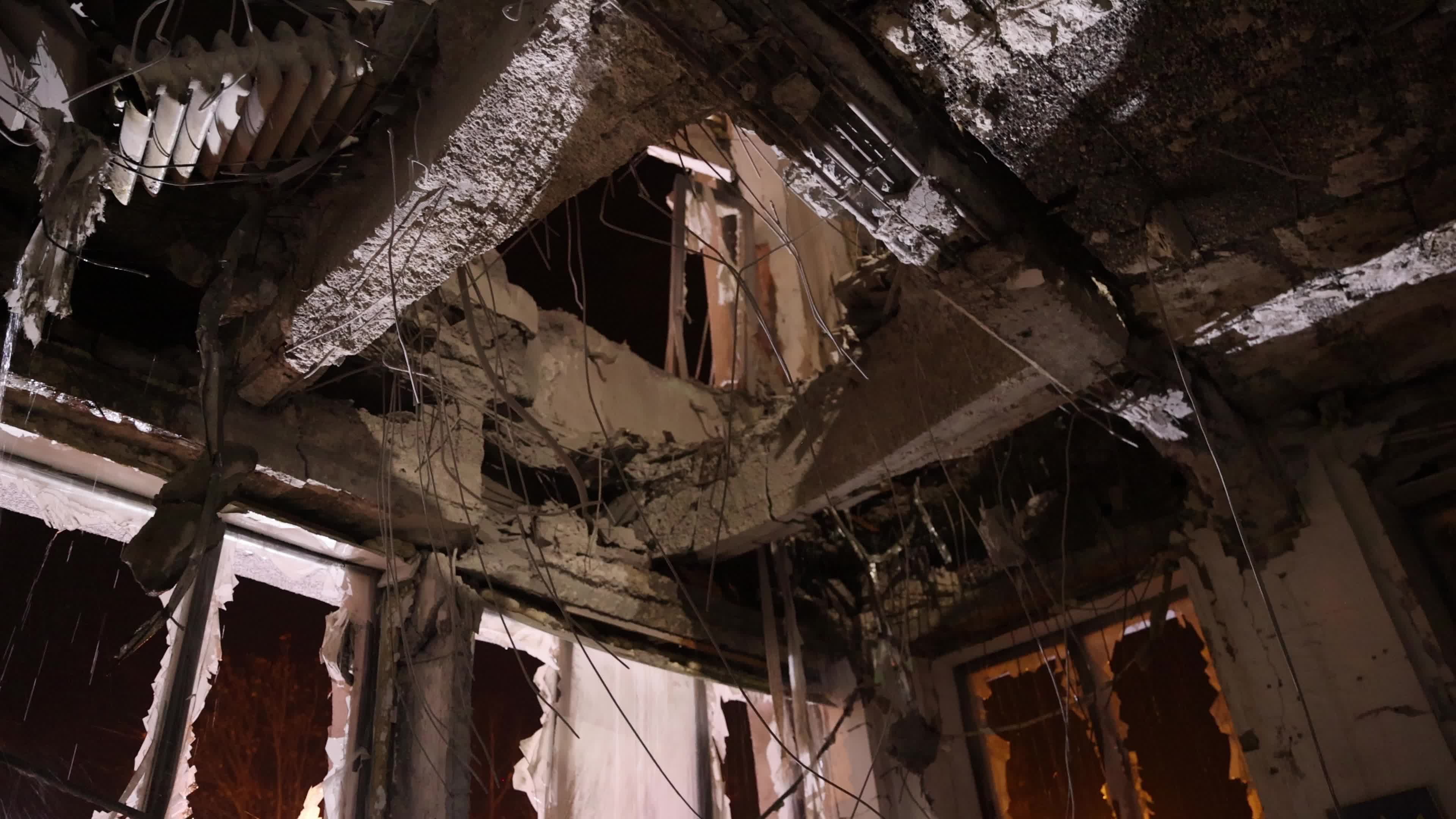 The Russians aimed an aerial bomb at the Derzhprom building in the center of Kharkiv