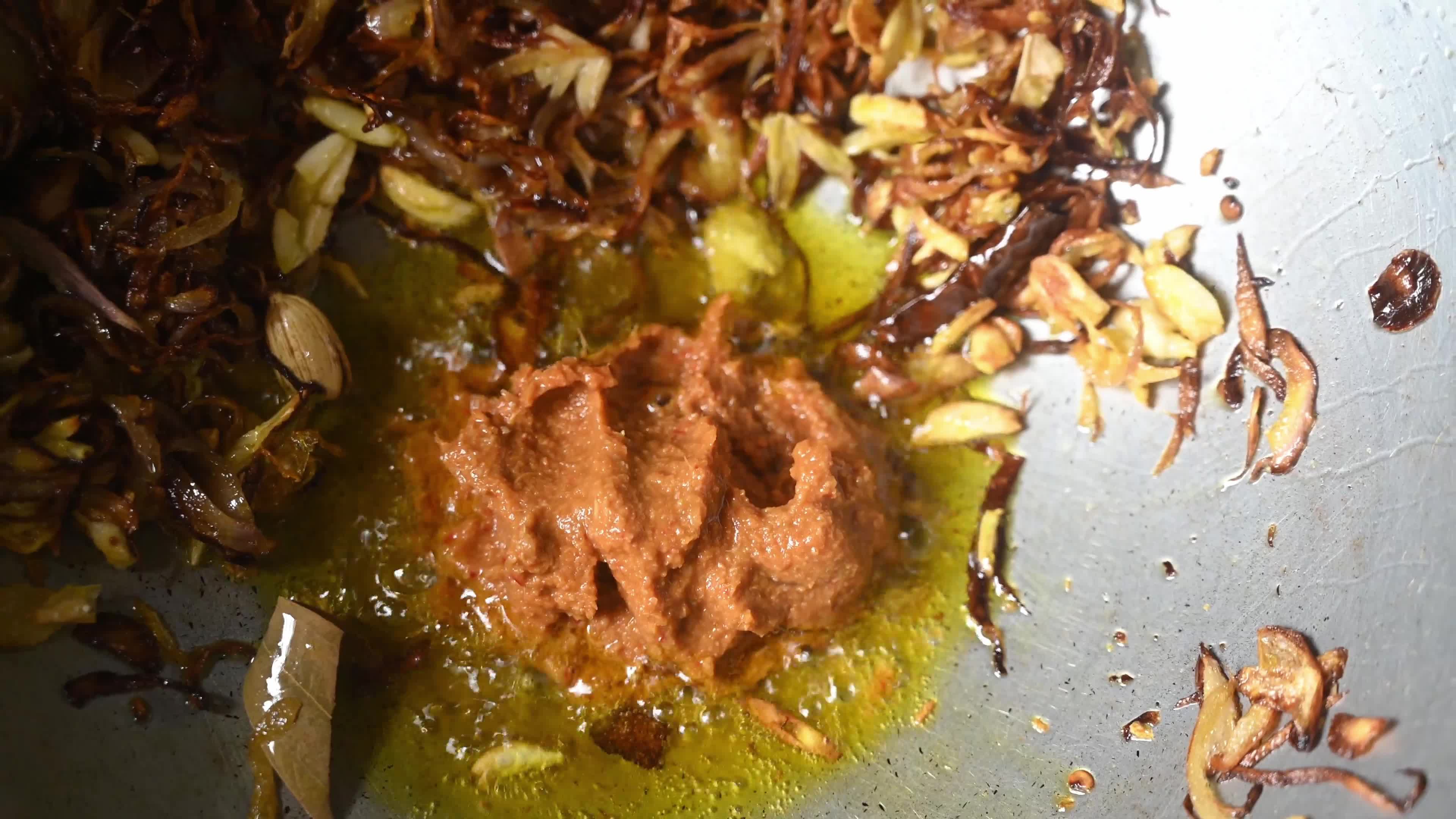 Traditional Indian Spice Stone Grinding: Handcrafted Stone Process in Household - Culinary Heritage
