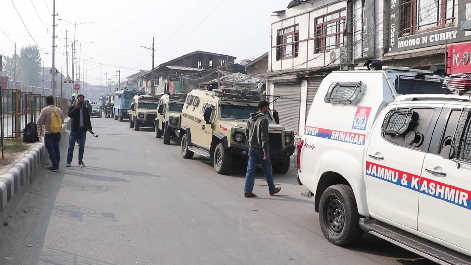Indian troops kill 2 suspected militants in Kashmir