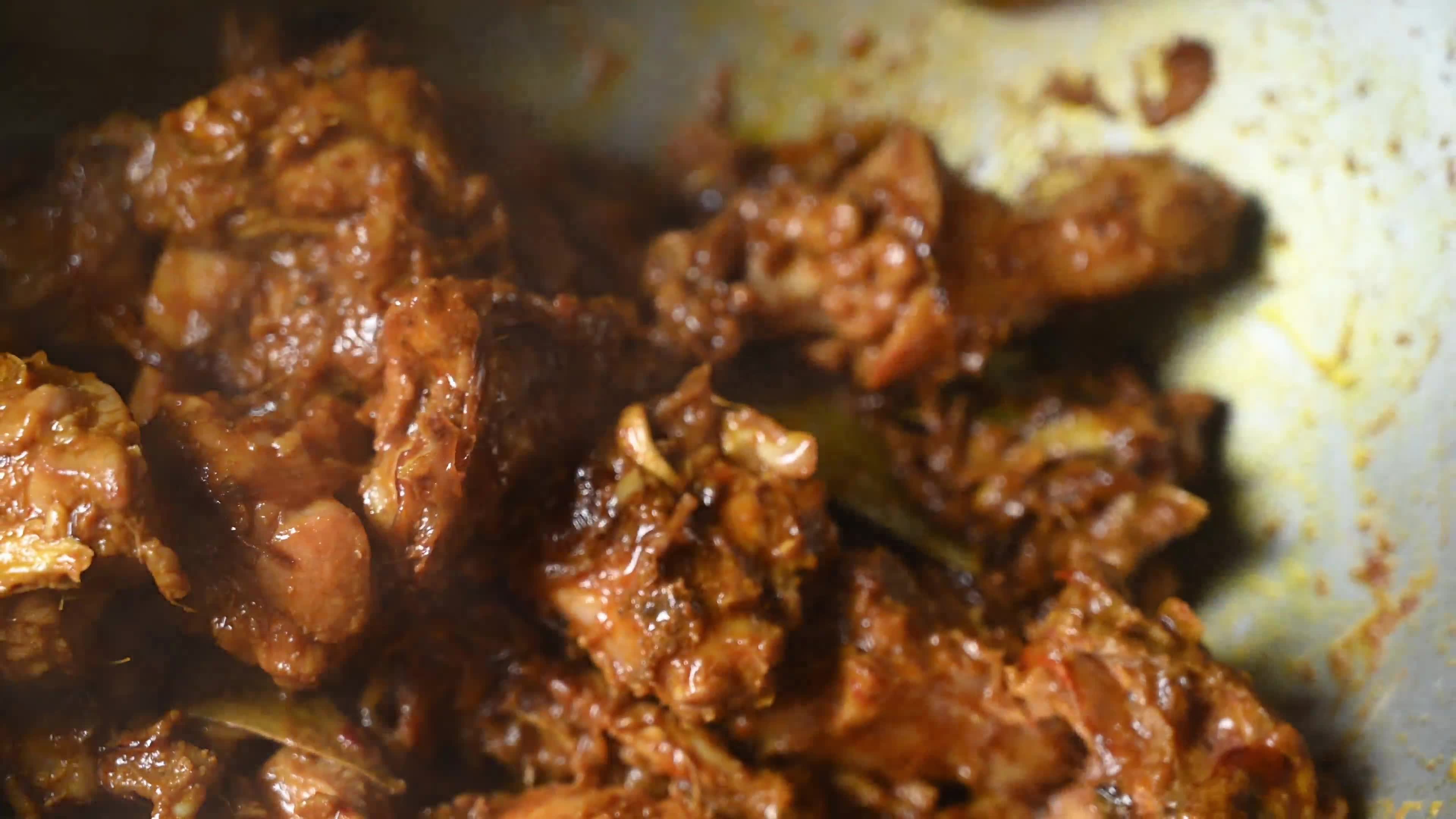 Traditional Indian Spice Stone Grinding: Handcrafted Stone Process in Household - Culinary Heritage