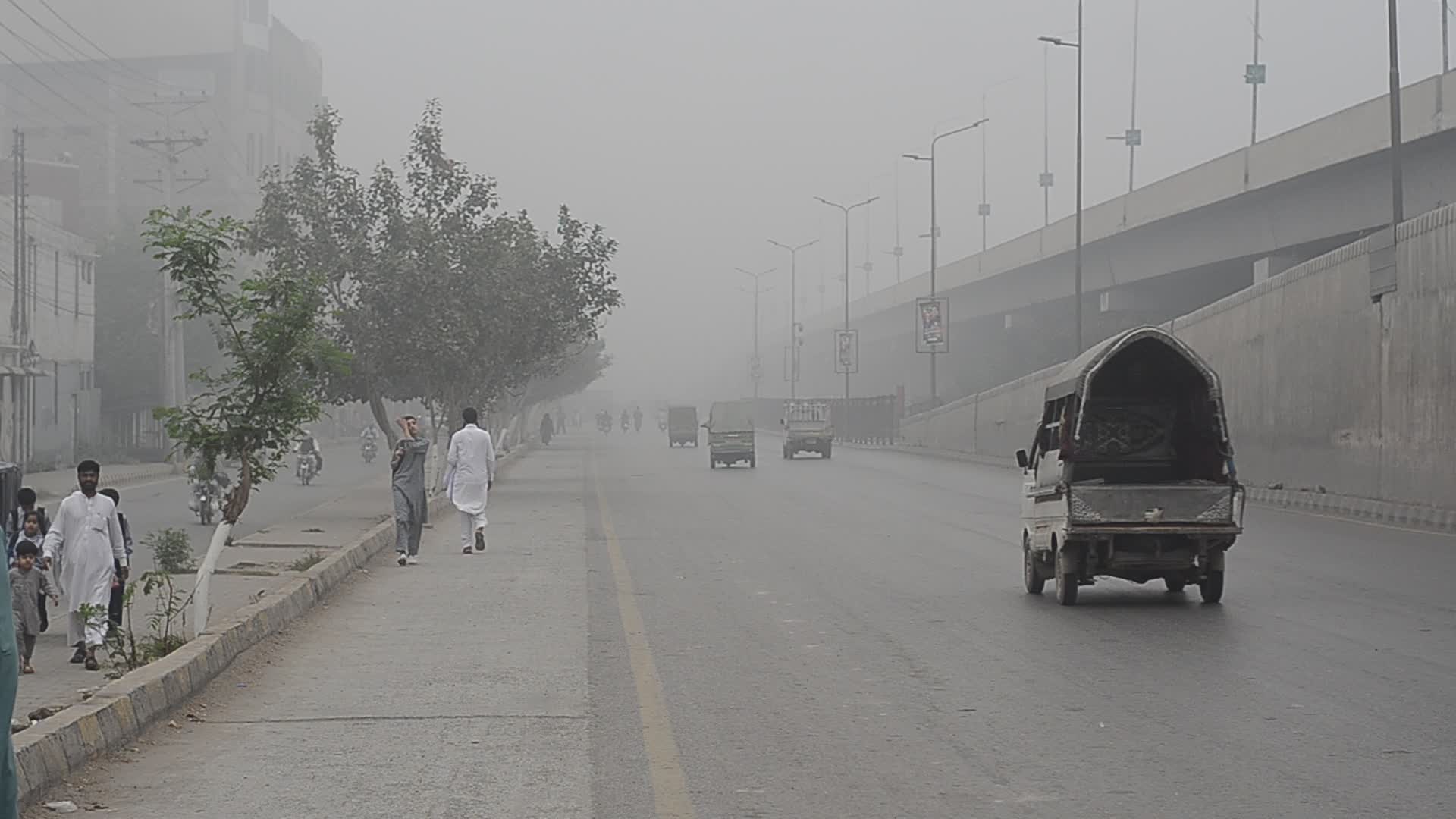 Pollution in major Pakistani cities
