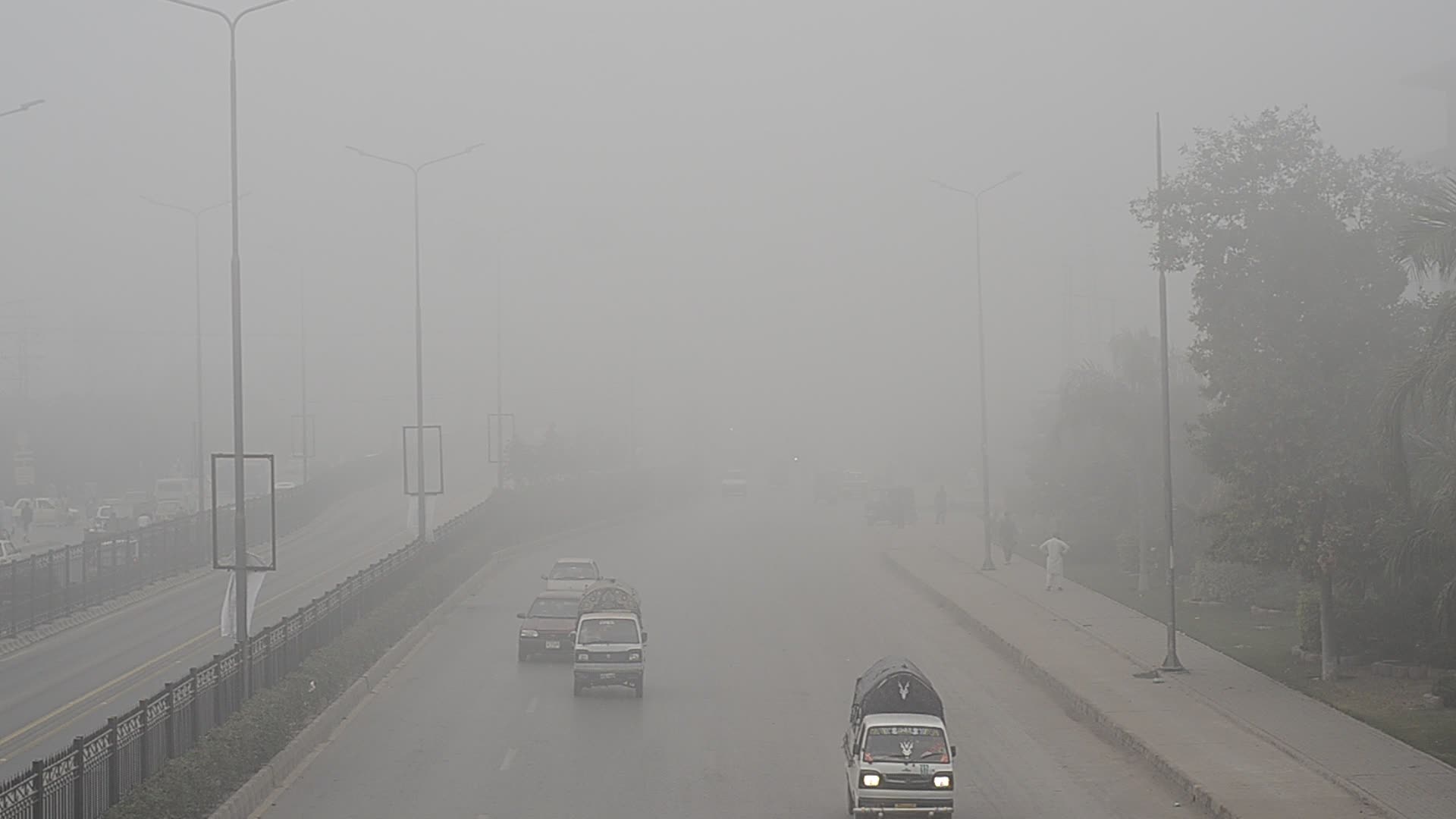 Pollution in major Pakistani cities
