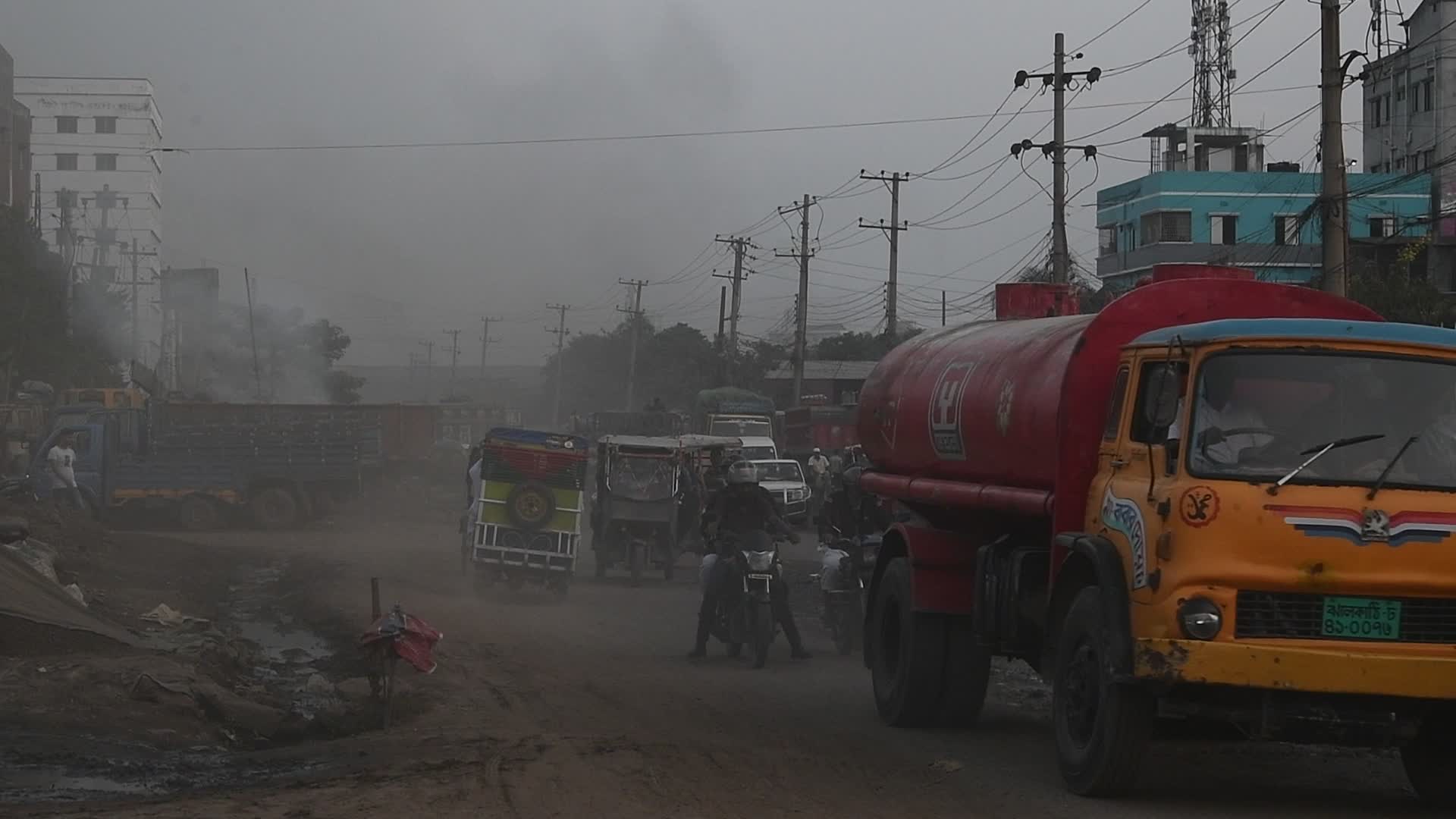 Air pollution in Dhaka