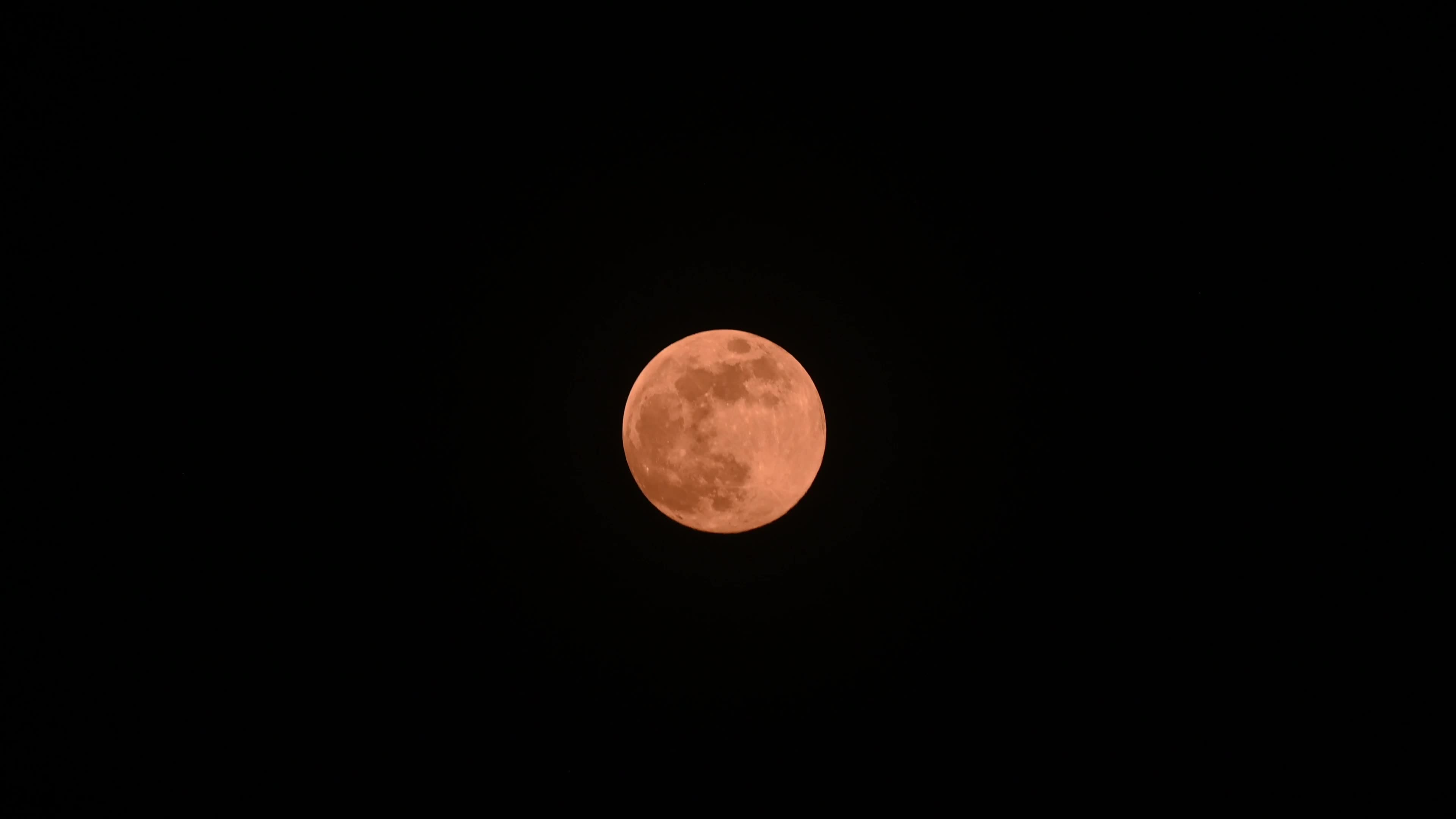  The final supermoon of 2024 - Beaver Moon 
