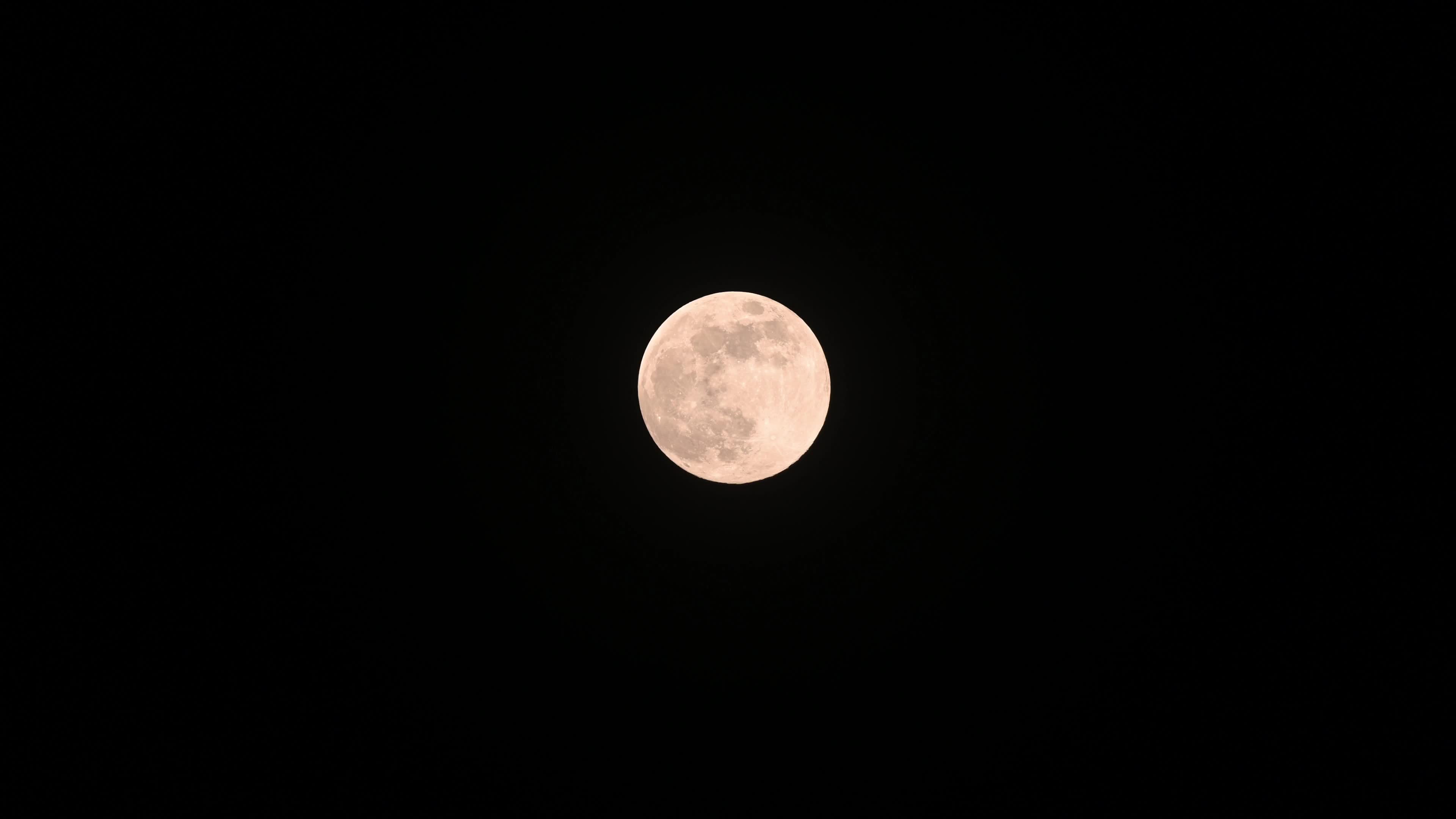  The final supermoon of 2024 - Beaver Moon 
